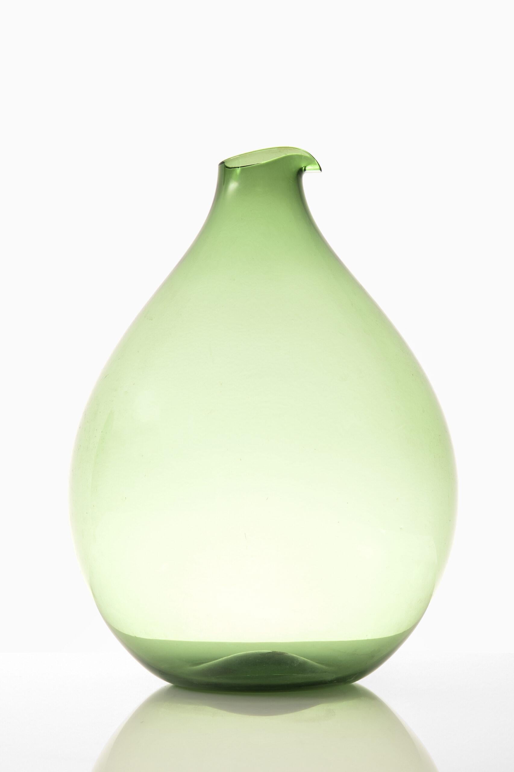 Kjell Blomberg Vase, hergestellt von Gullaskruf in Schweden (Schwedisch) im Angebot