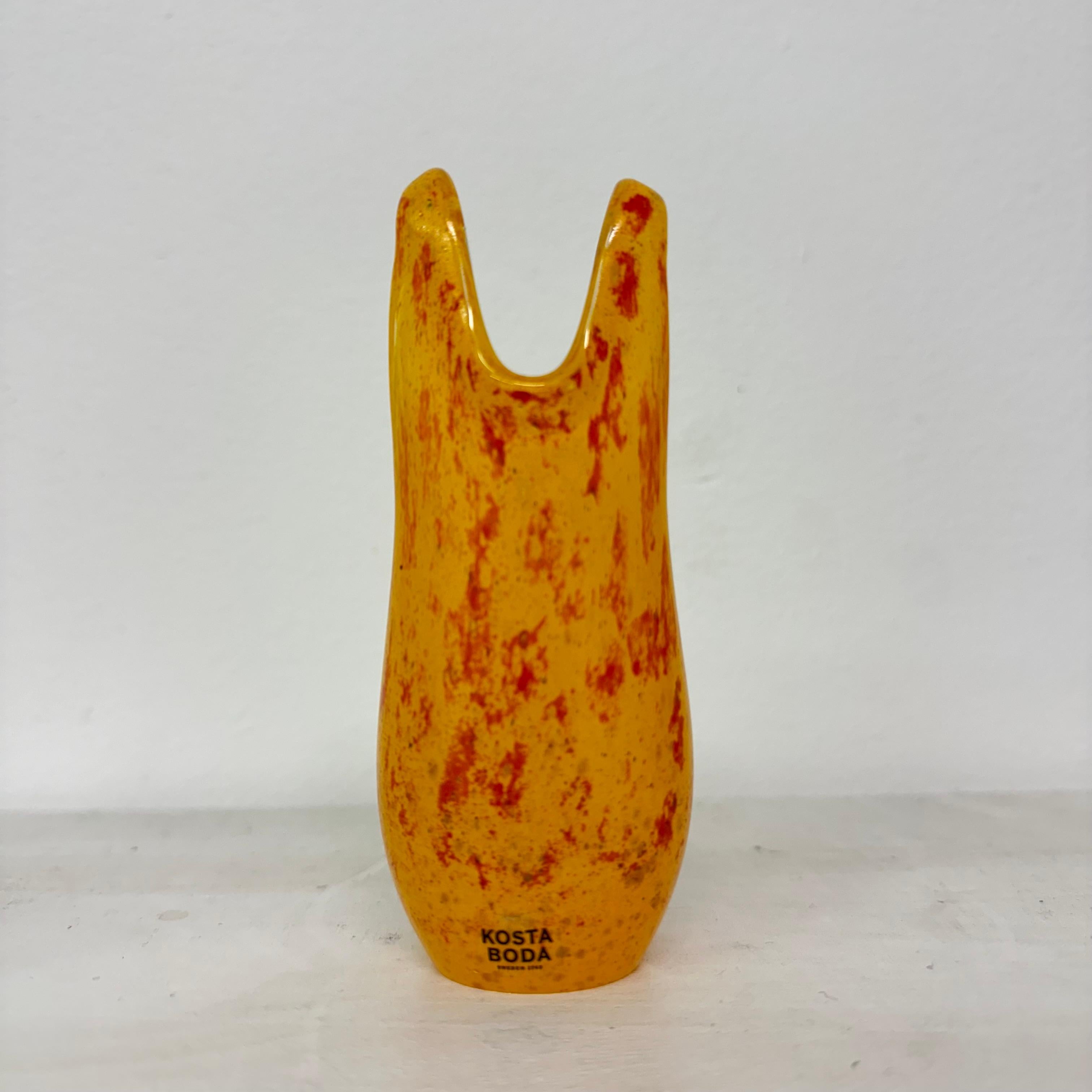Kjell Engman per Kosta Boda 'Costume da bagno' anni '80 Svezia in vendita 12