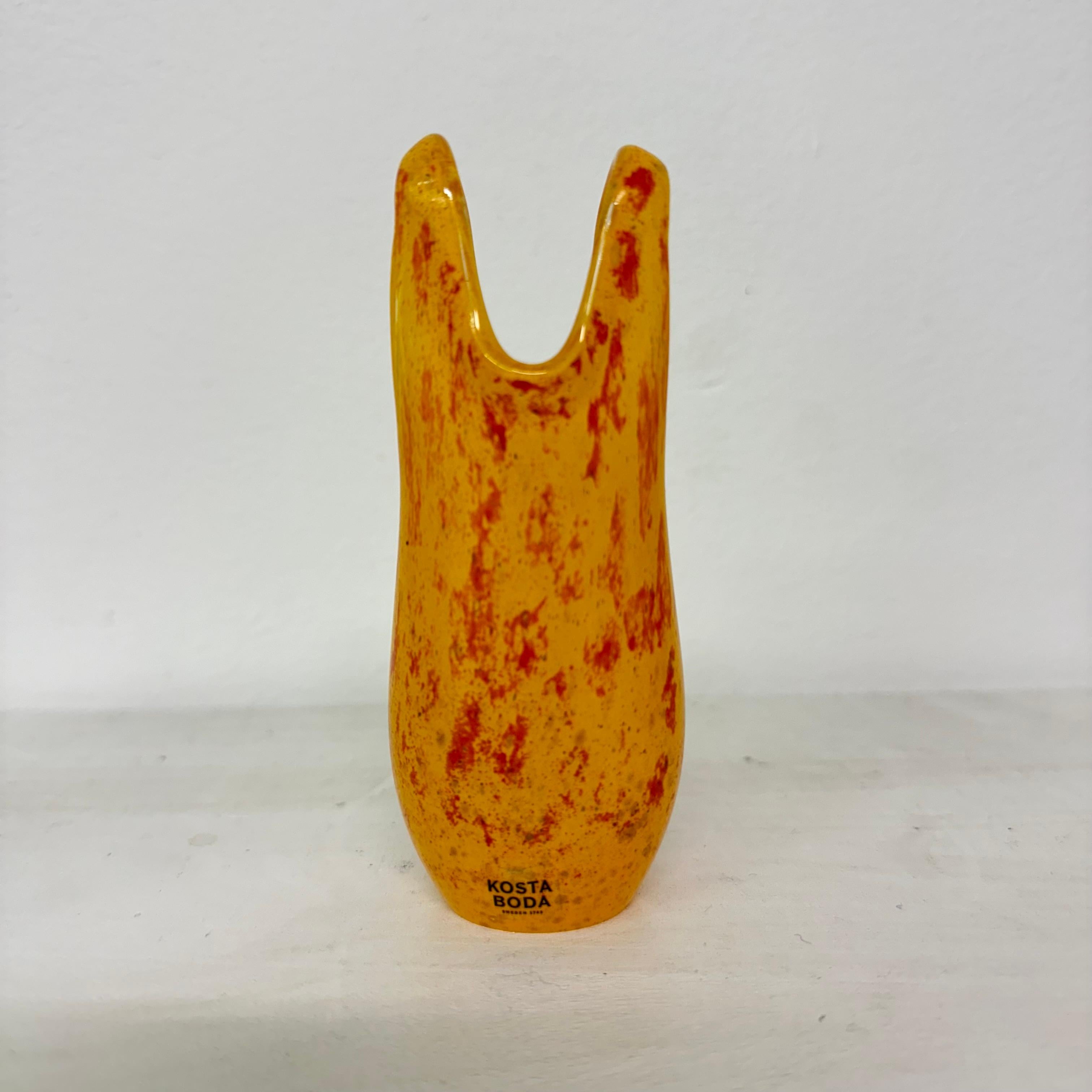 Kjell Engman per Kosta Boda 'Costume da bagno' anni '80 Svezia in vendita 13