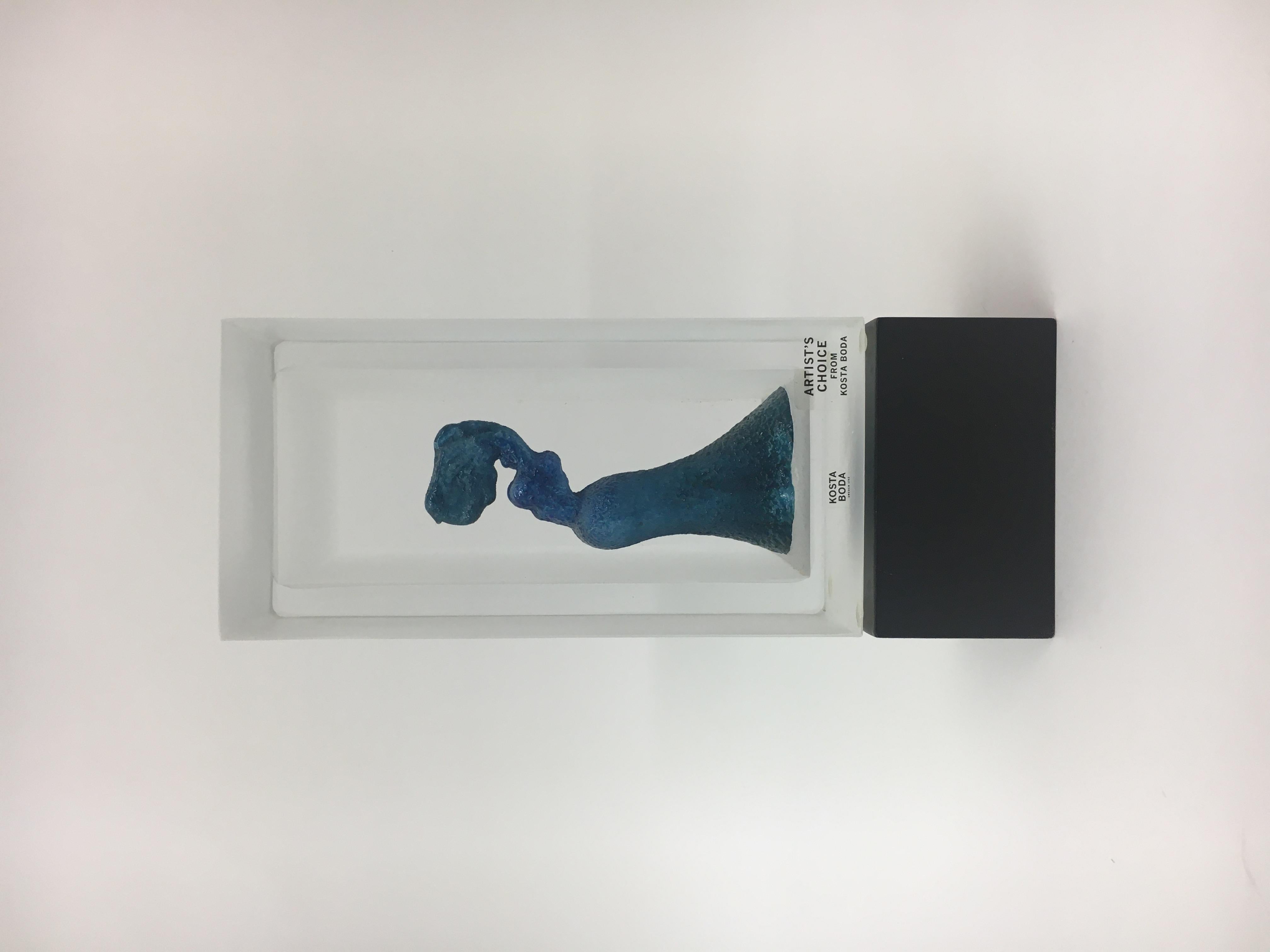 Art Glass Kjell Engman for Kosta Boda ‘Snapshot’ sculpture Women in the wind, 1990’s For Sale