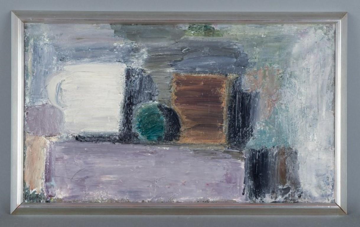 Kjell Högström (1930-2012) , Swedish artist. 
Modernist still life.
Mid-20th century.
Oil on canvas.
Signed.
Exhibition label on the back.
Overall dimensions: W 76.0 cm x H 46.0 cm.