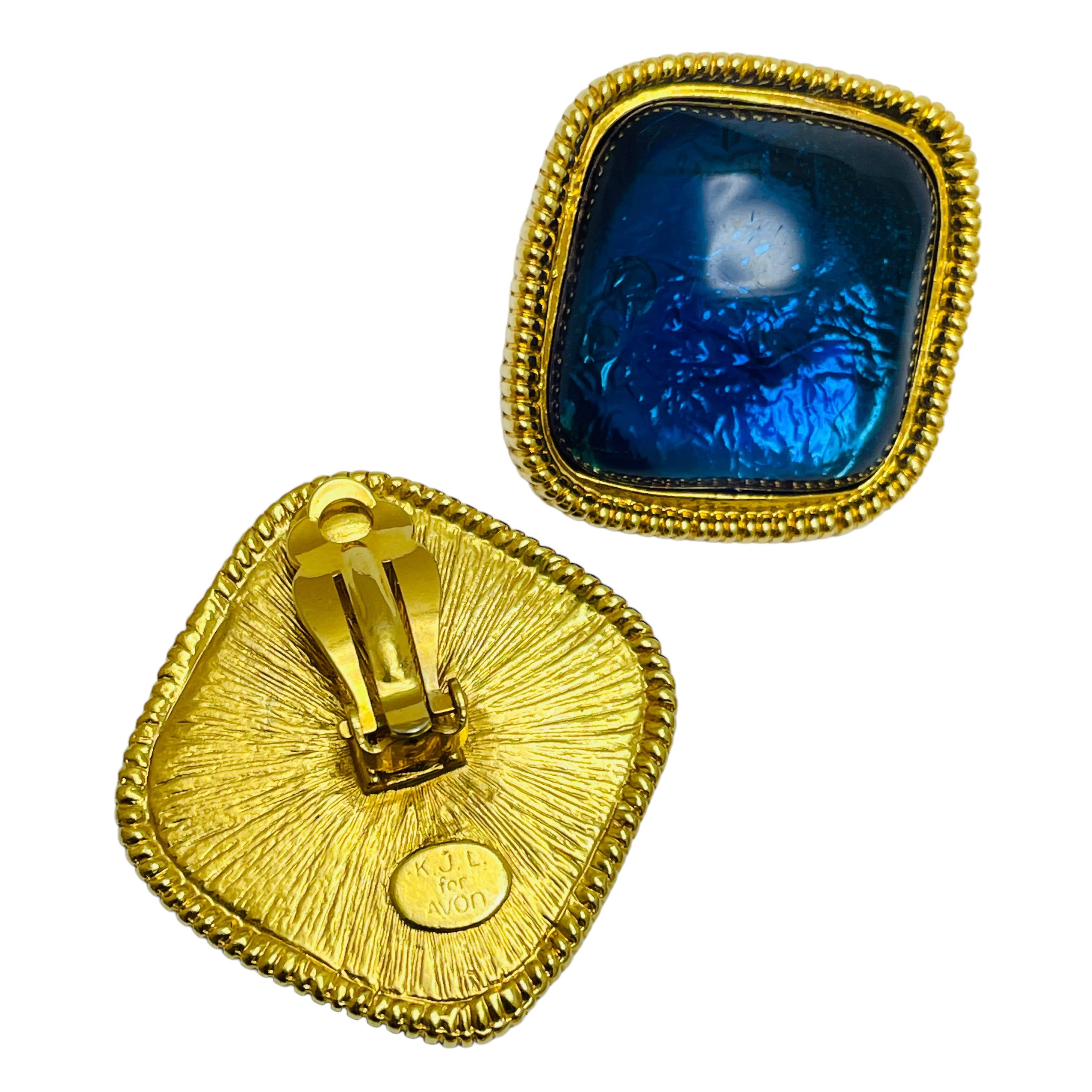 KJL para AVON Pendientes de clip de diseño de cristal de zafiro en tono dorado en Bueno estado para la venta en Palos Hills, IL