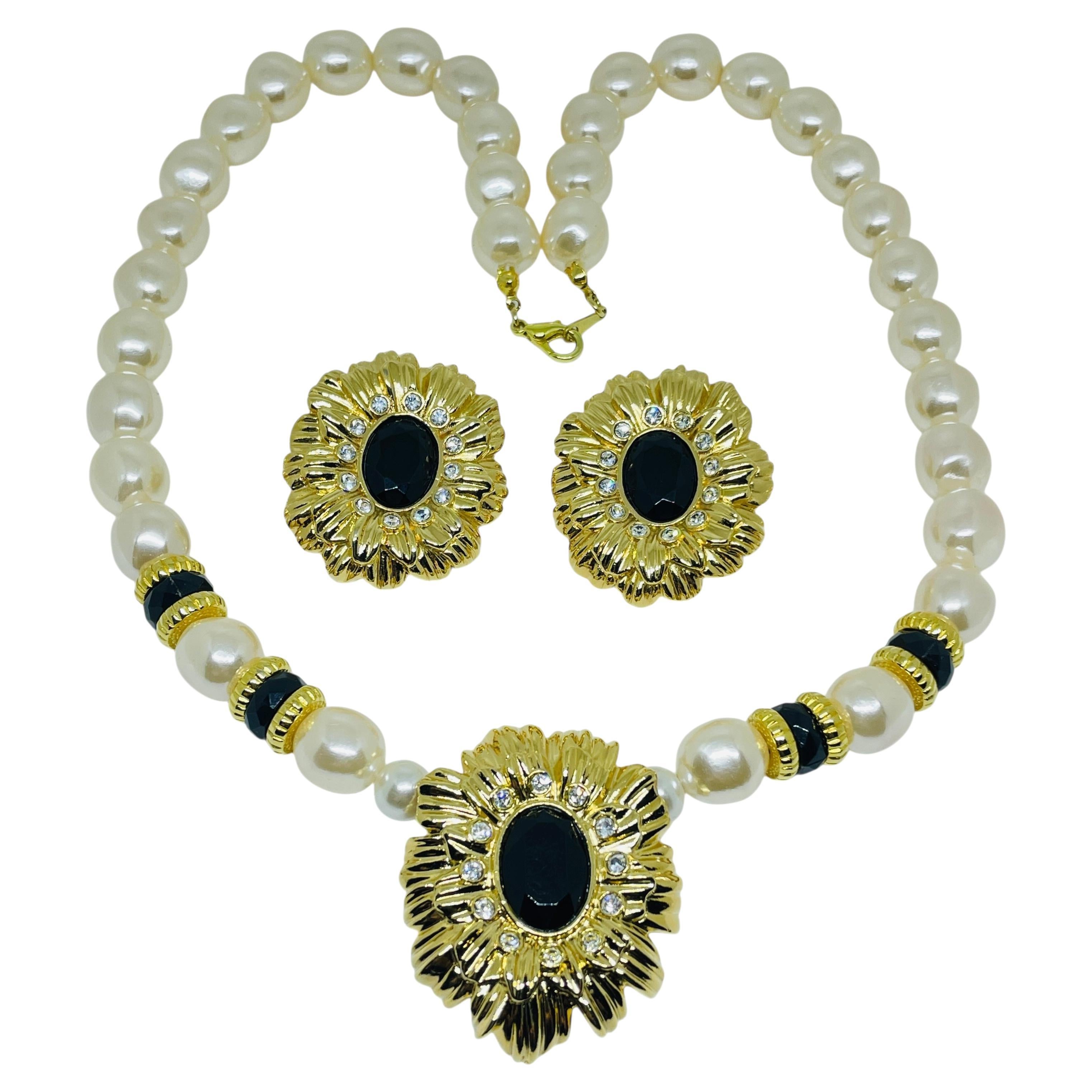 KJL for AVON vintage gold pearls glass designer clip on earrings necklace set