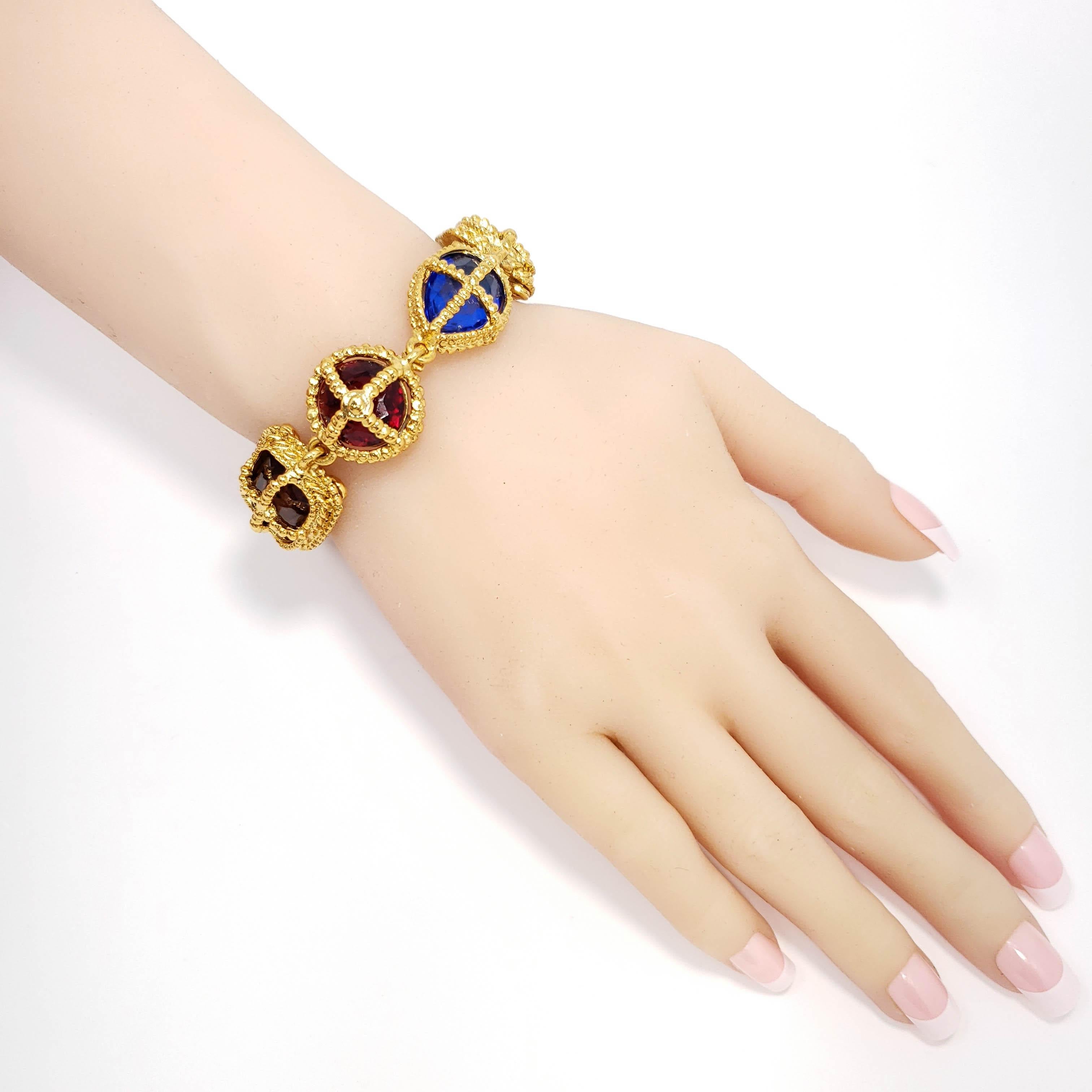 Modern KJL Kenneth Jay Lane Gold Big Jewel Link Retro Toggle Clasp Bracelet