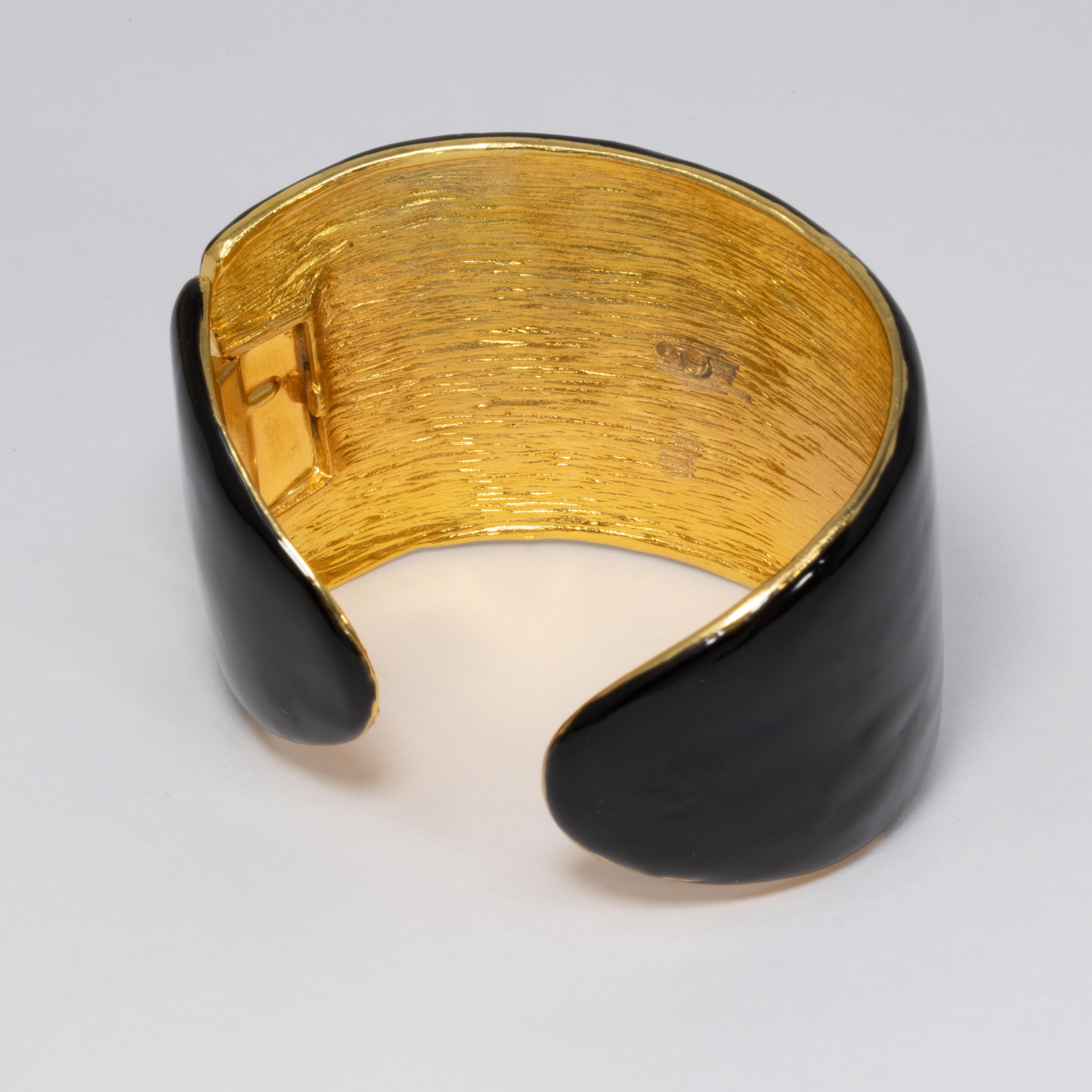 KJL Kenneth Jay Lane Black Enamel Crystal and Resin Scarab Cuff Bracelet in Gold In New Condition In Milford, DE