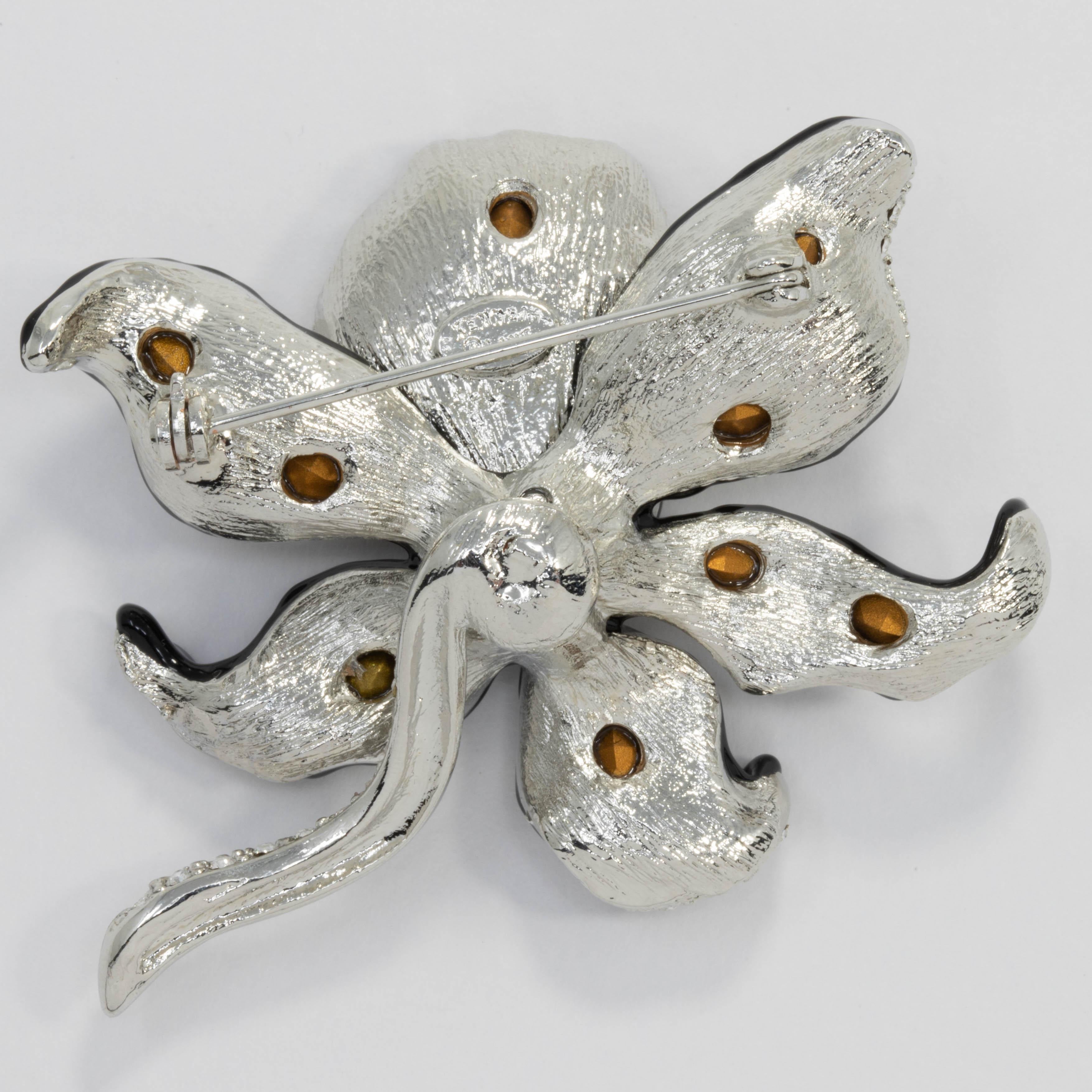 KJL Kenneth Jay Lane Clear Crystal Leaf Pin Brooch in Silver, Black Enamel Trim In New Condition In Milford, DE