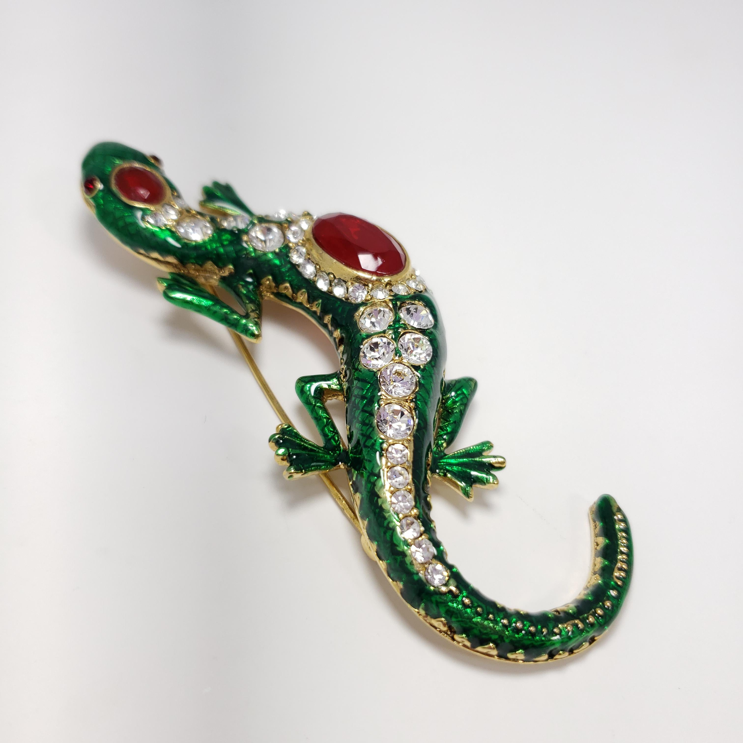 KJL Kenneth Jay Lane Embellished Jeweled Ruby and Green Salamander In New Condition For Sale In Milford, DE