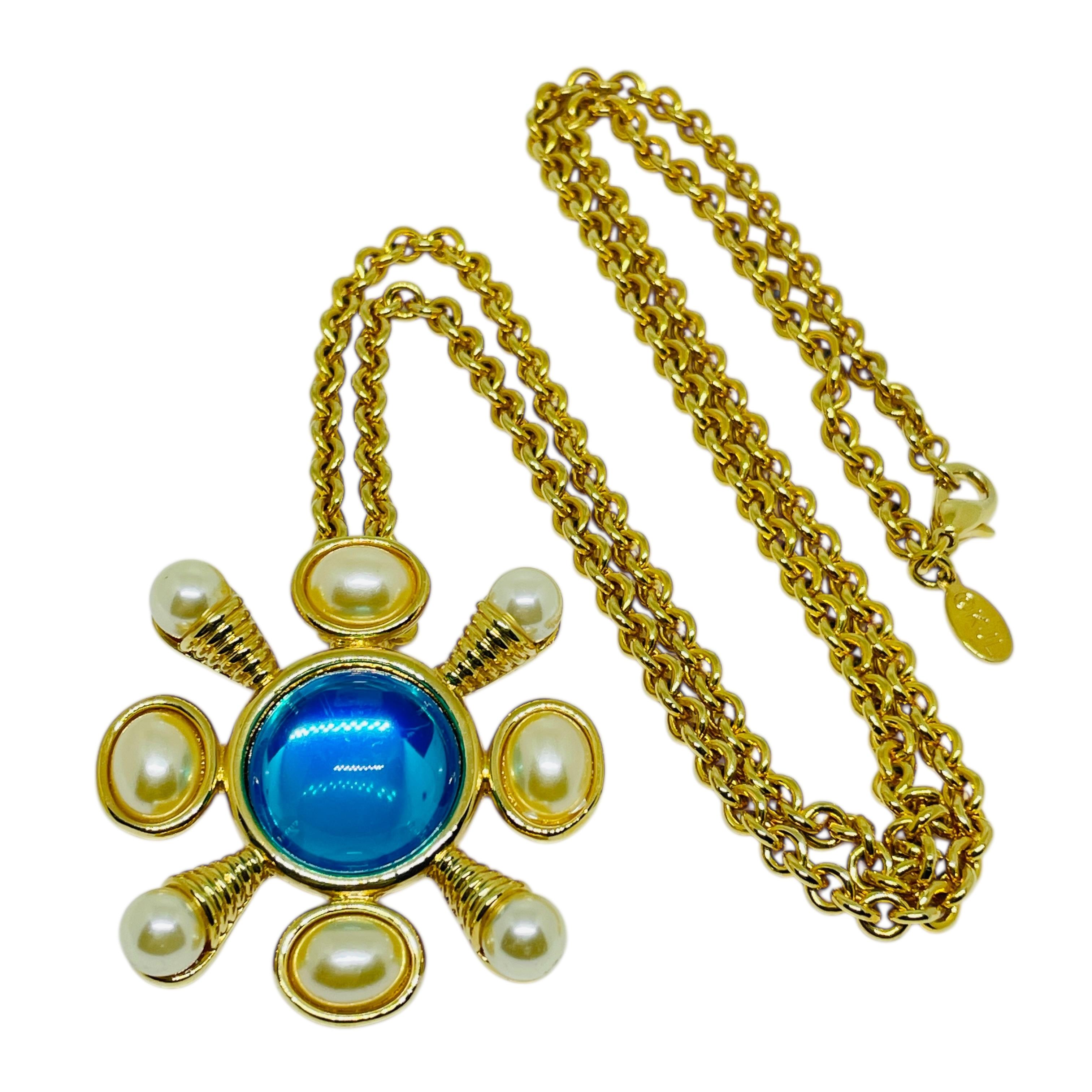 KJL KENNETH JAY LANE signiert Vintage Gold Perle blau Glas Brosche Halskette im Angebot 1