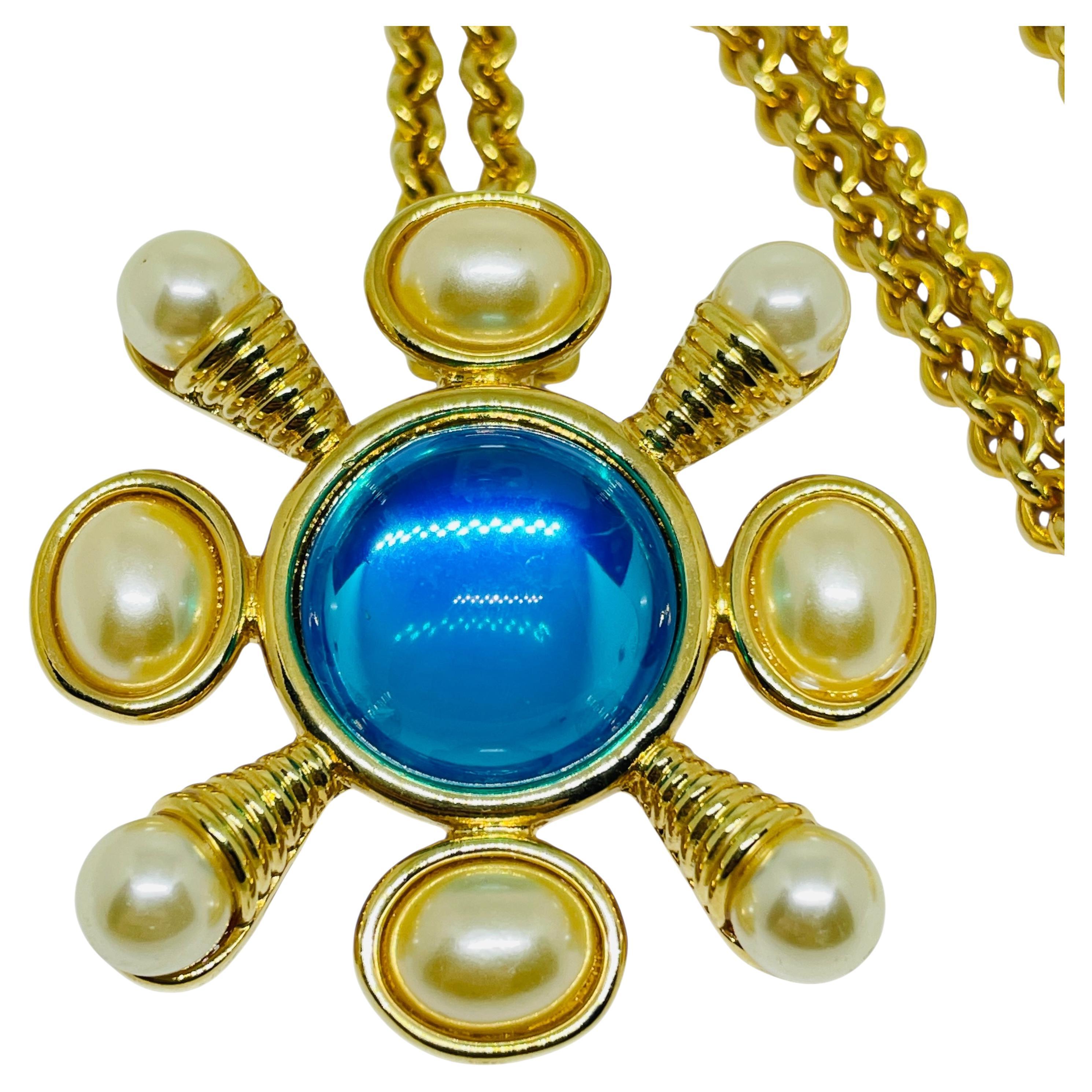 KJL KENNETH JAY LANE signiert Vintage Gold Perle blau Glas Brosche Halskette im Angebot