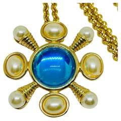 KJL KENNETH JAY LANE signed vintage gold pearl blue glass brooch necklace
