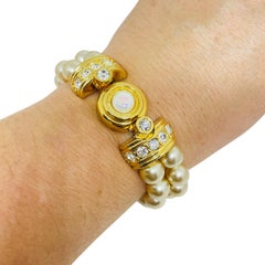 KJL KENNETH JAY LANE signed vintage gold pearls rhinestones designer bracelet
