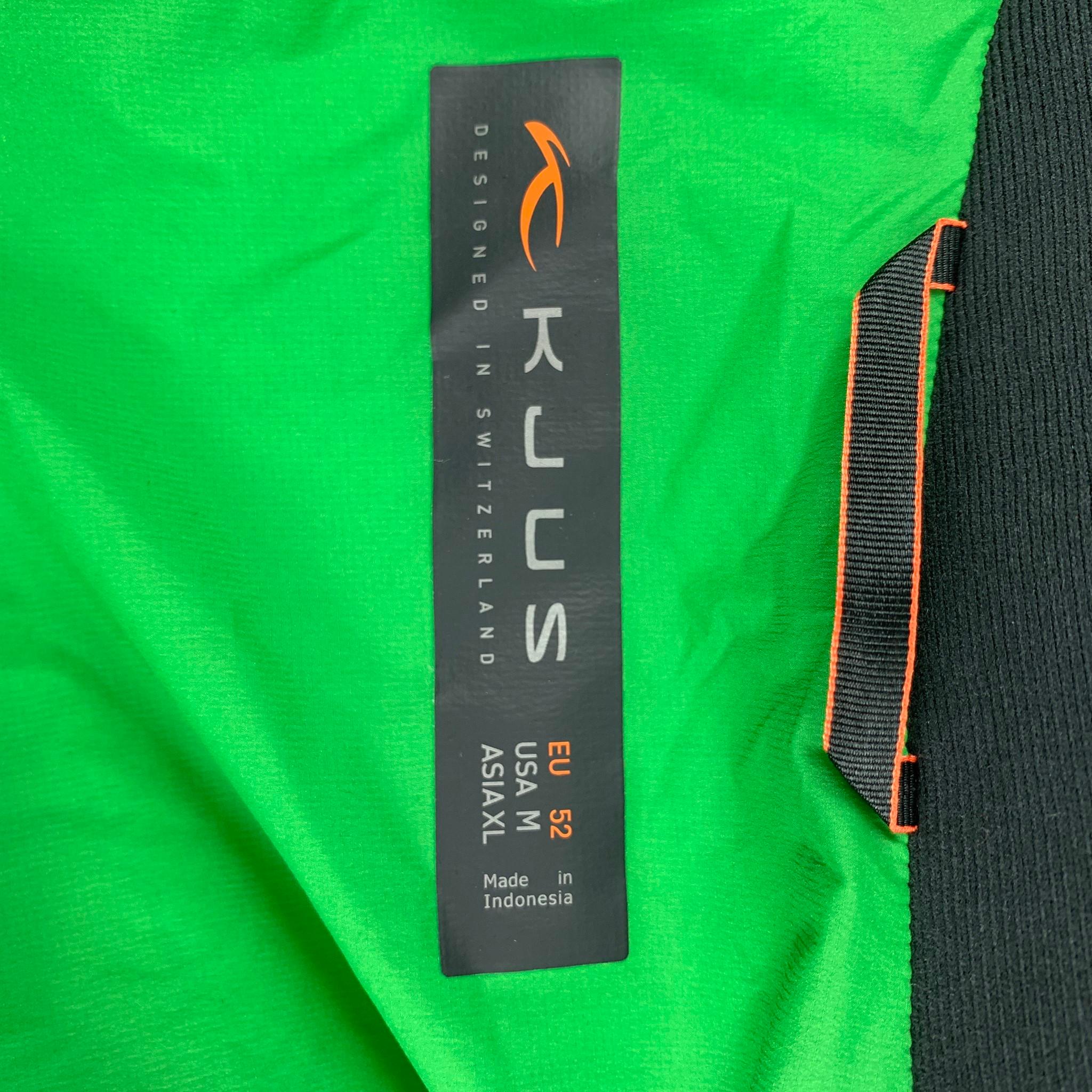 KJUS Size M Green Two Toned Nylon Blend Zip Up Jacket In New Condition In San Francisco, CA