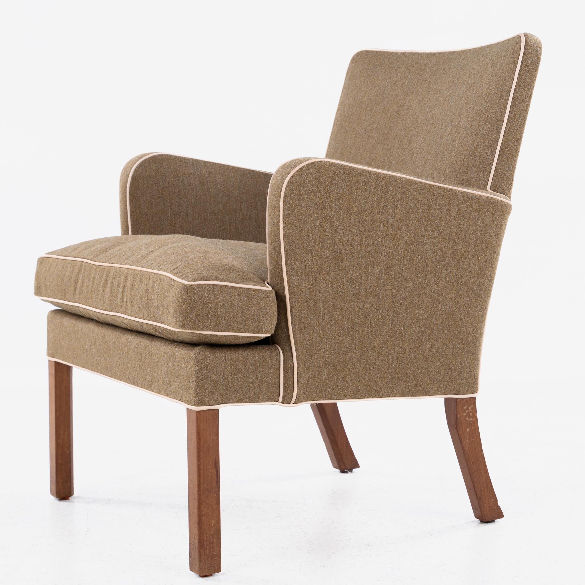 Mid-Century Modern KK 5313 - Lounge chair by Kaare Klint For Sale