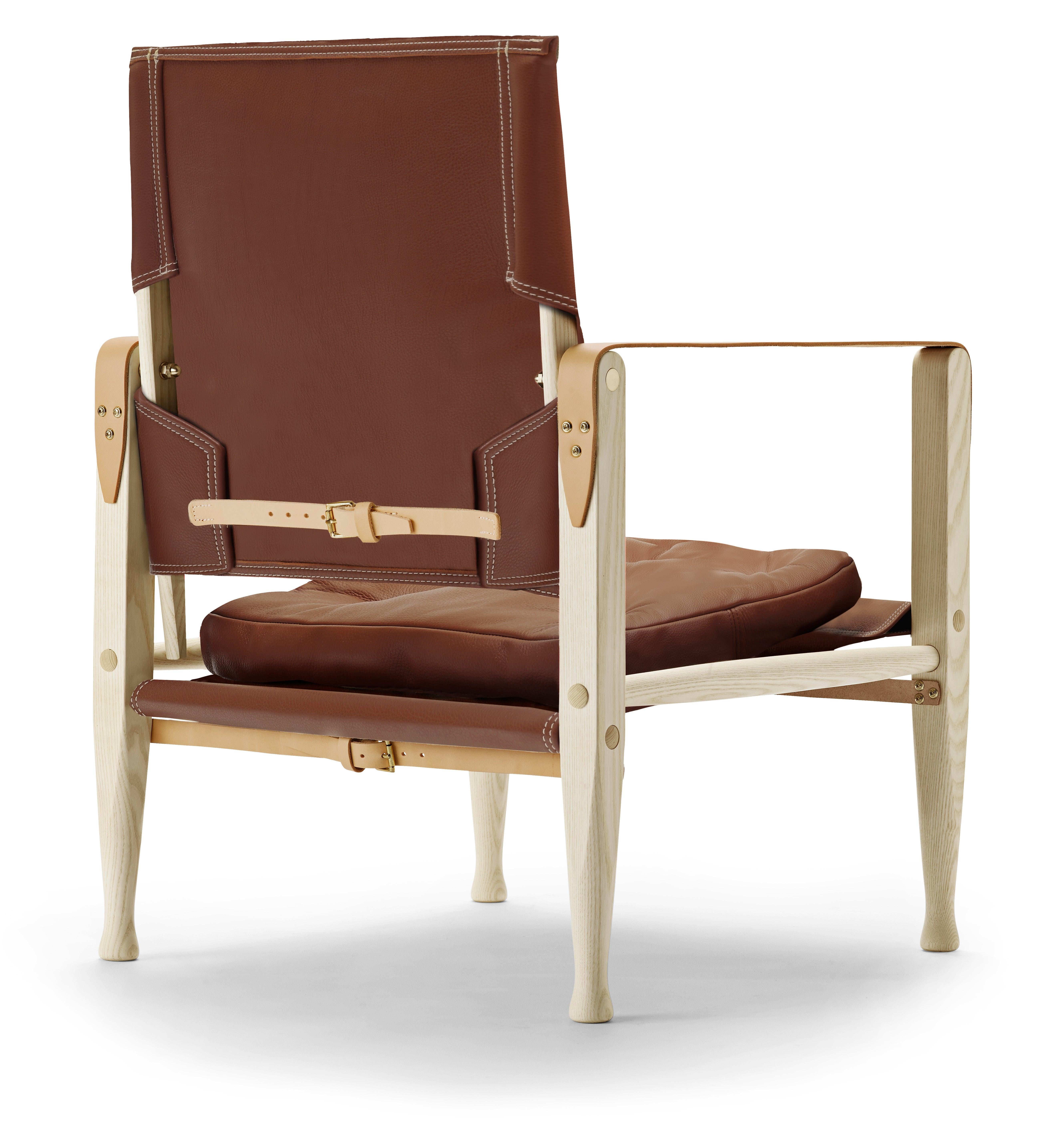 Modern KK47000 Safari Chair in Thor 307 Leather with Ash Oil by Kaare Klint