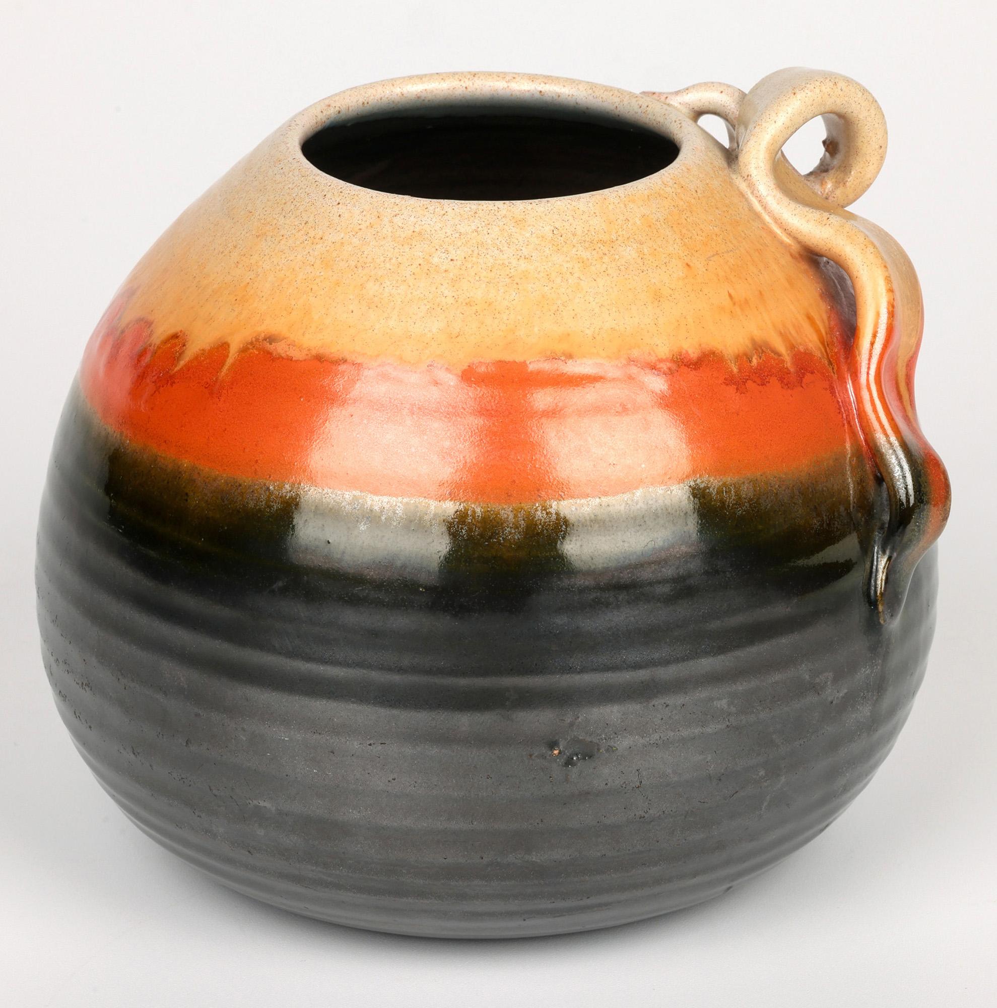 Klaas Mobach Keramiek vase en poterie d'art émaillée Art Déco néerlandais Bon état - En vente à Bishop's Stortford, Hertfordshire