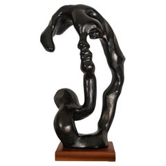 Klara Sever "Retrato de mujer" Escultura de escayola con pátina negra