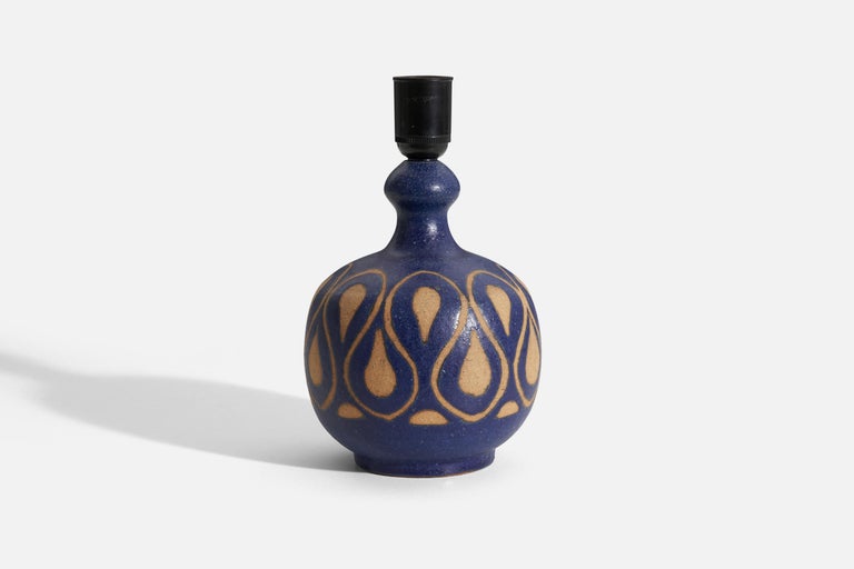 Klase Höganäs, Blue Table Lamp, Glazed Stoneware, Sweden, 1960s In Good Condition For Sale In West Palm Beach, FL