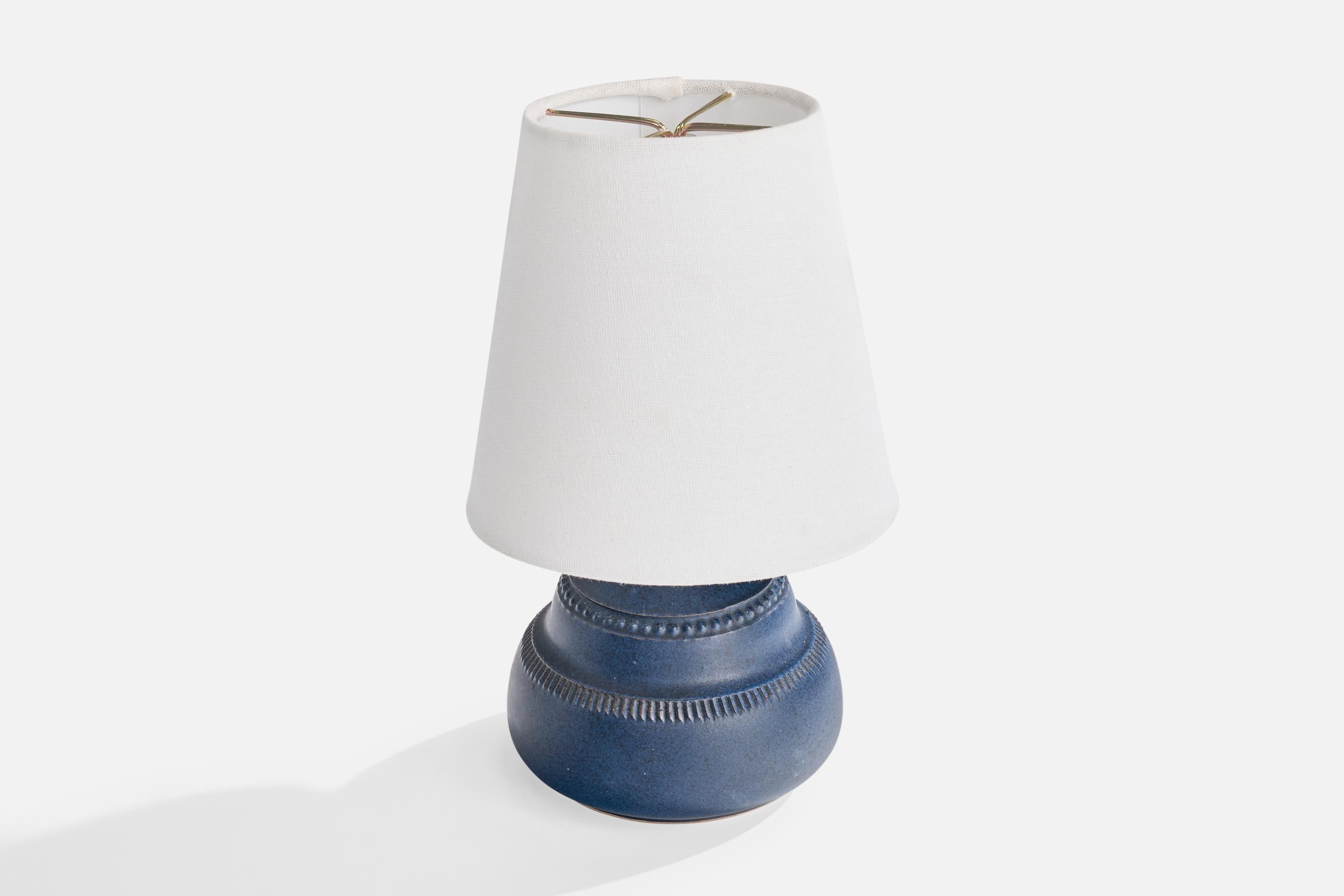 Mid-Century Modern Klase Höganäs, Table Lamp, Ceramic, Sweden, 1960s For Sale
