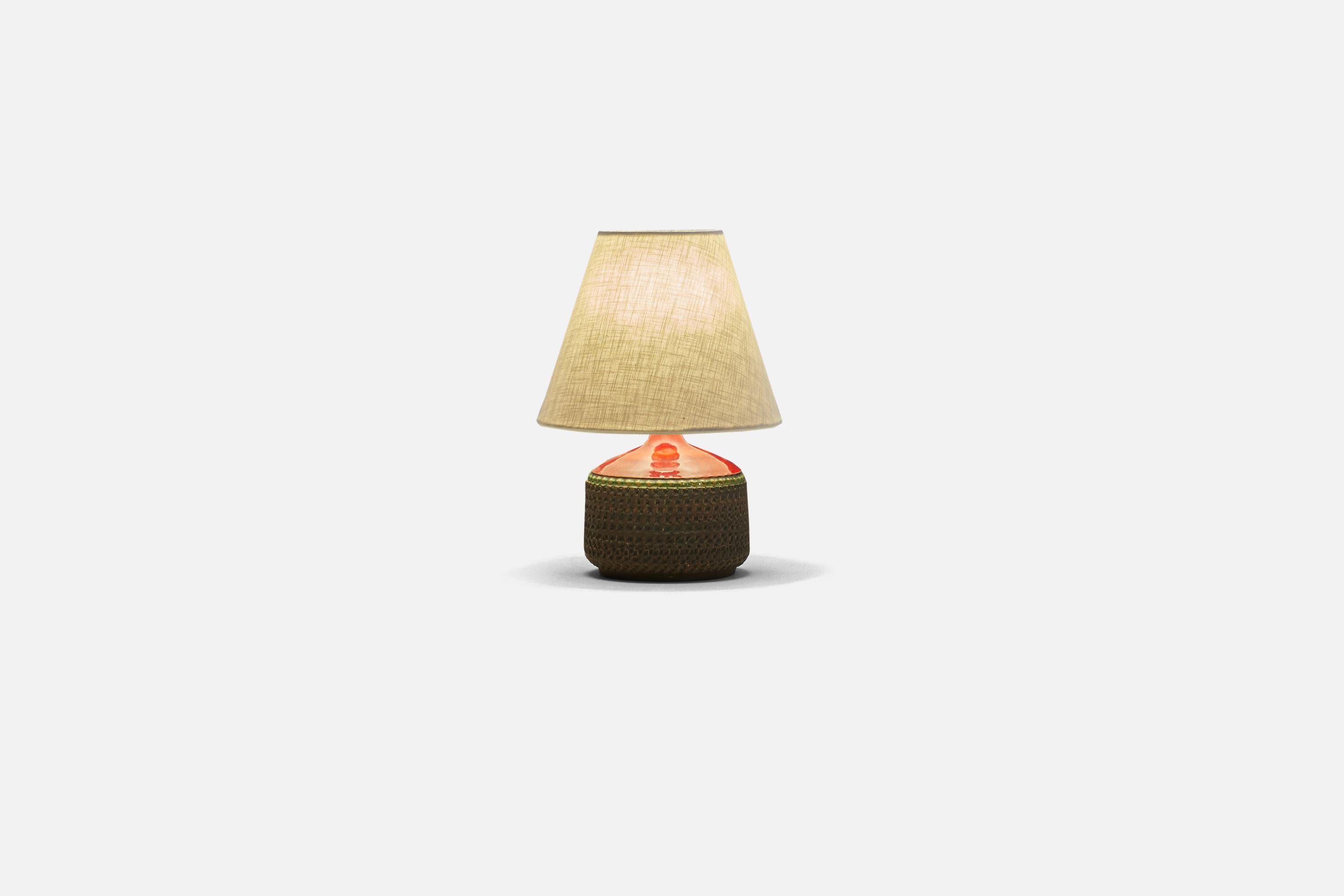 Klase Höganäs, Table Lamp, Glazed Stoneware, Sweden, 1960s In Good Condition For Sale In High Point, NC