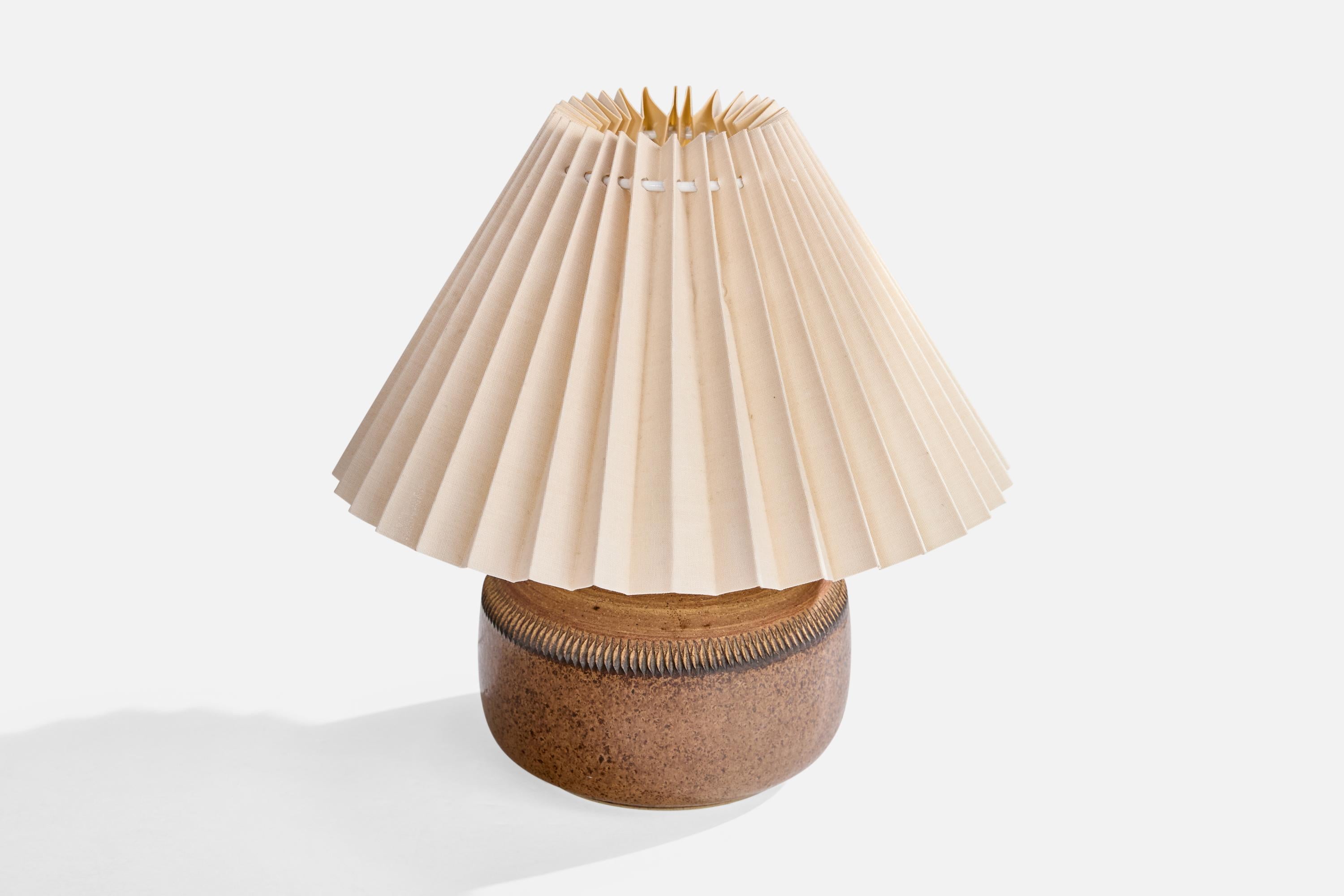 Mid-Century Modern Klase Höganäs, Table Lamp, Stoneware, Paper, Sweden, 1960s For Sale