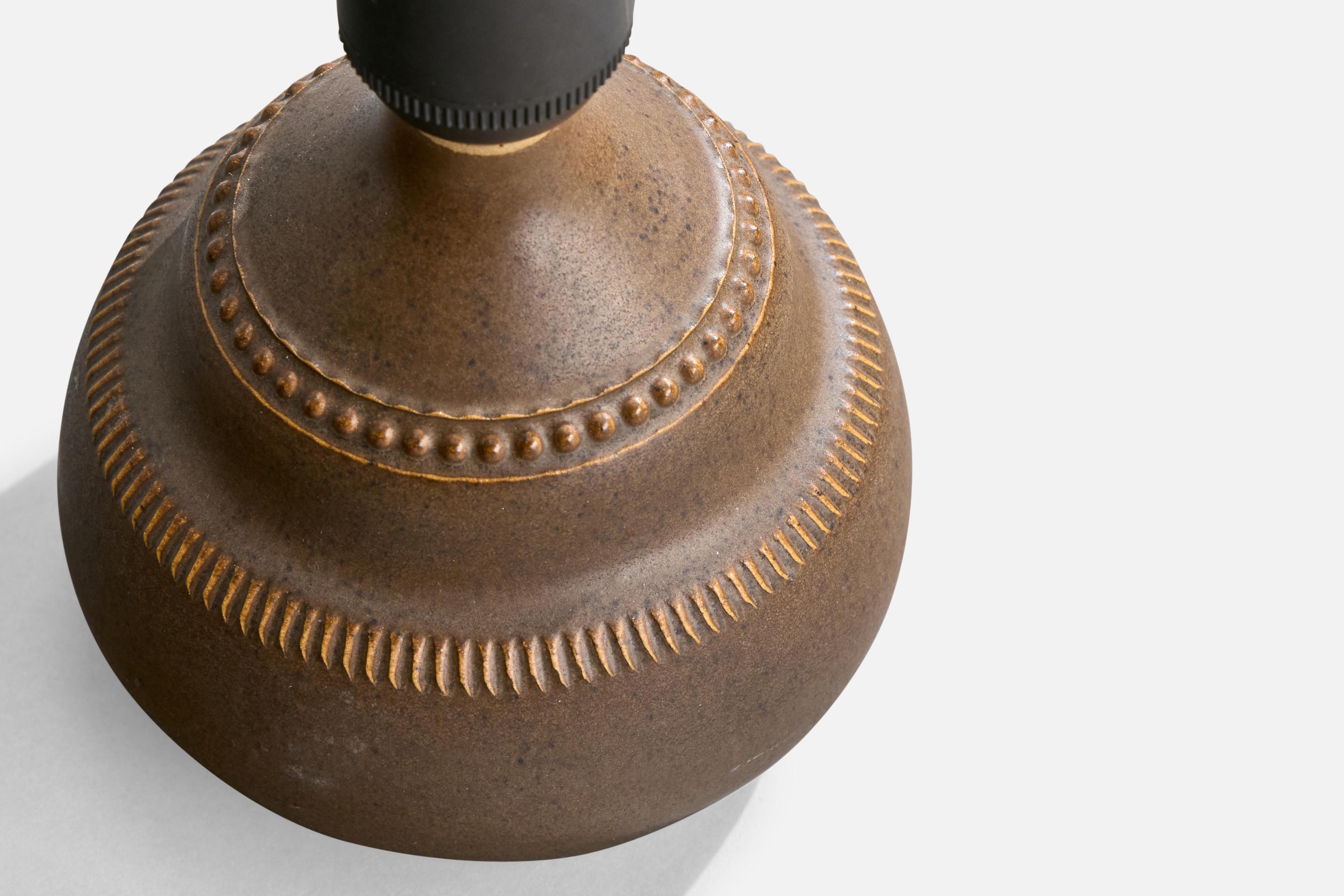 Suédois Klase Höganäs, lampe de table, grès, Suède, années 1960 en vente