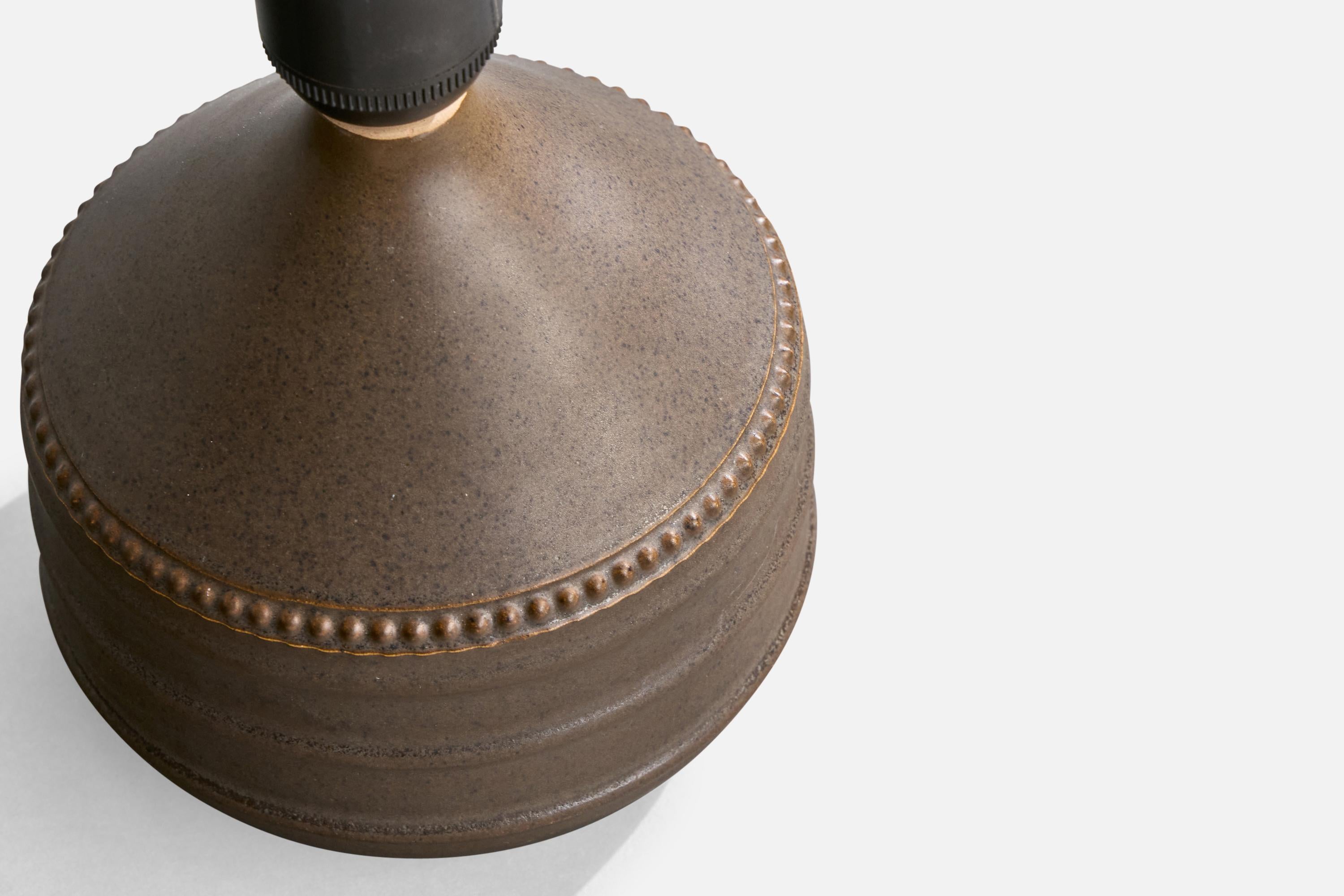Suédois Klase Höganäs, lampe de table, grès, Suède, années 1960 en vente