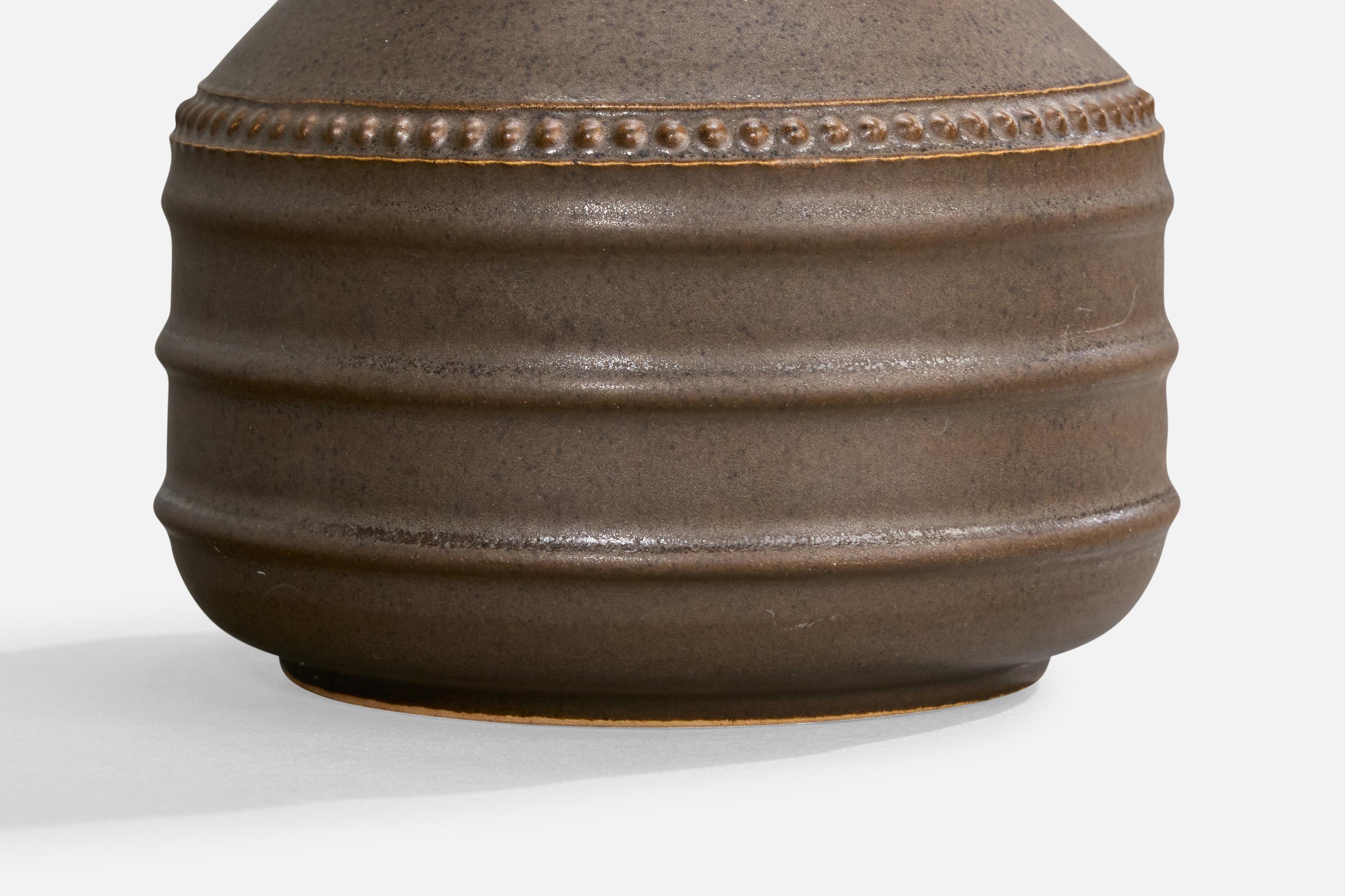 Milieu du XXe siècle Klase Höganäs, lampe de table, grès, Suède, années 1960 en vente