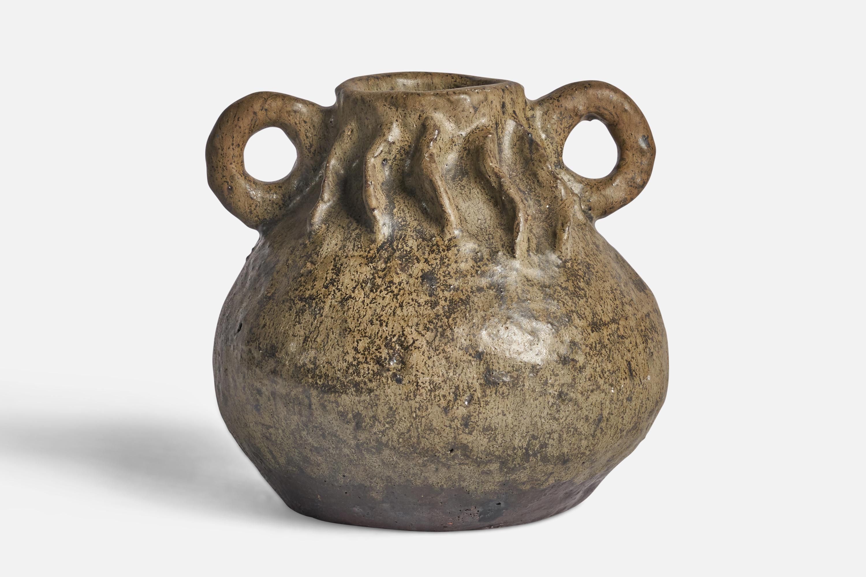 A grey-glazed stoneware vase designed and produced by Klase Höganäs, Sweden, 1960s.

“Klase ” on bottom