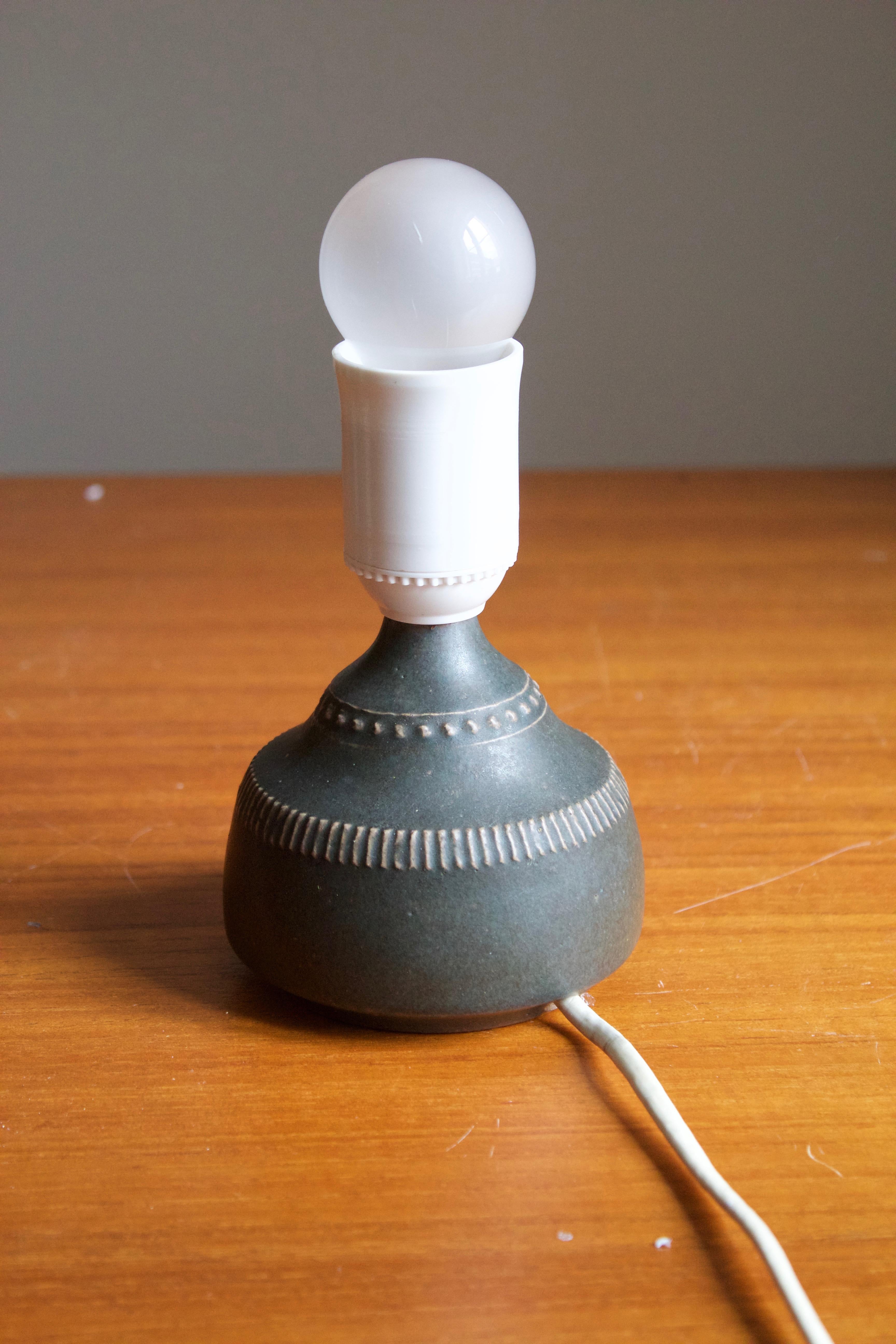 Swedish Klase Höganäs, Very Small Table Lamp, Brown Glazed Stoneware, Sweden, 1950s