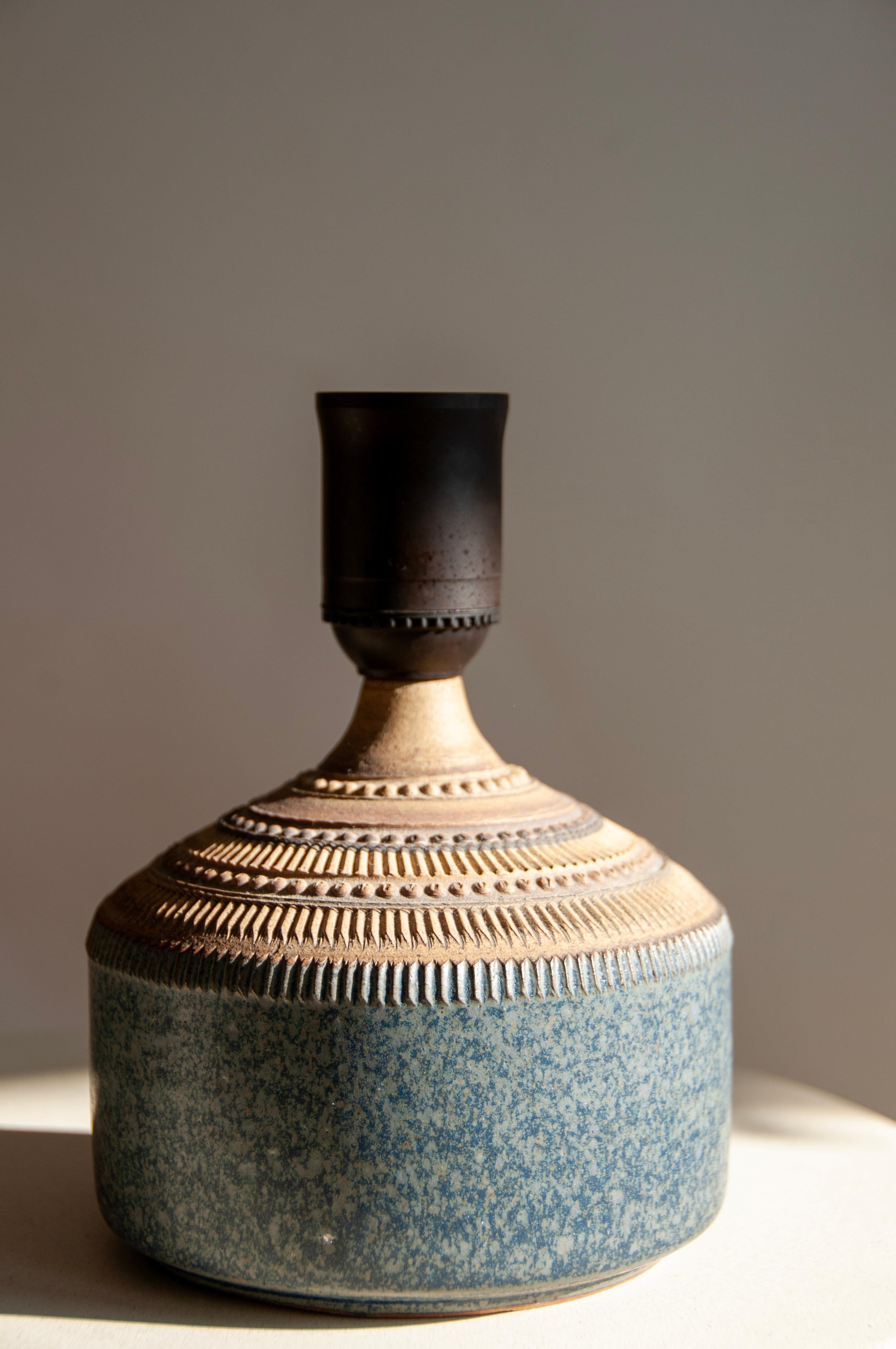 Mid-Century Modern Klase Keramik Höganäs Stoneware Lamp in Earth Tones and Blue, 1960s  For Sale