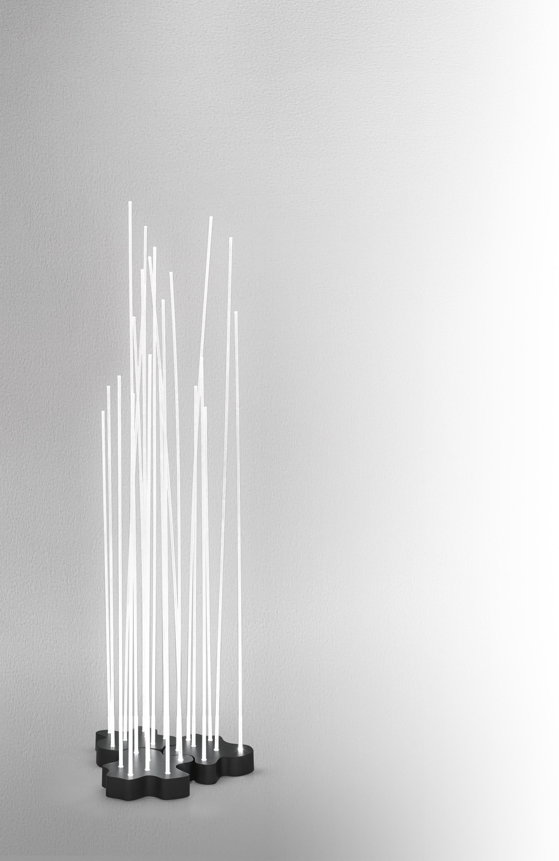 Klaus Begasse 'Reeds Triple' Lampadaire d'intérieur ou d'extérieur pour Artemide en vente 2