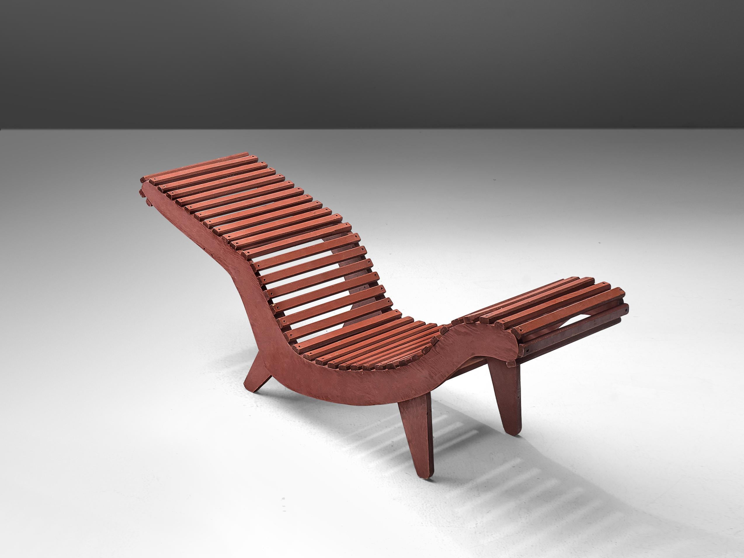 Klaus Grabe, chaise longue model 'C5', stained red wood, plywood, United States, 1950s

This beautiful well-designed chaise longue with an adjustable contour is designed by Bauhaus trained designer Klaus Grabe. The design is composed of a solid