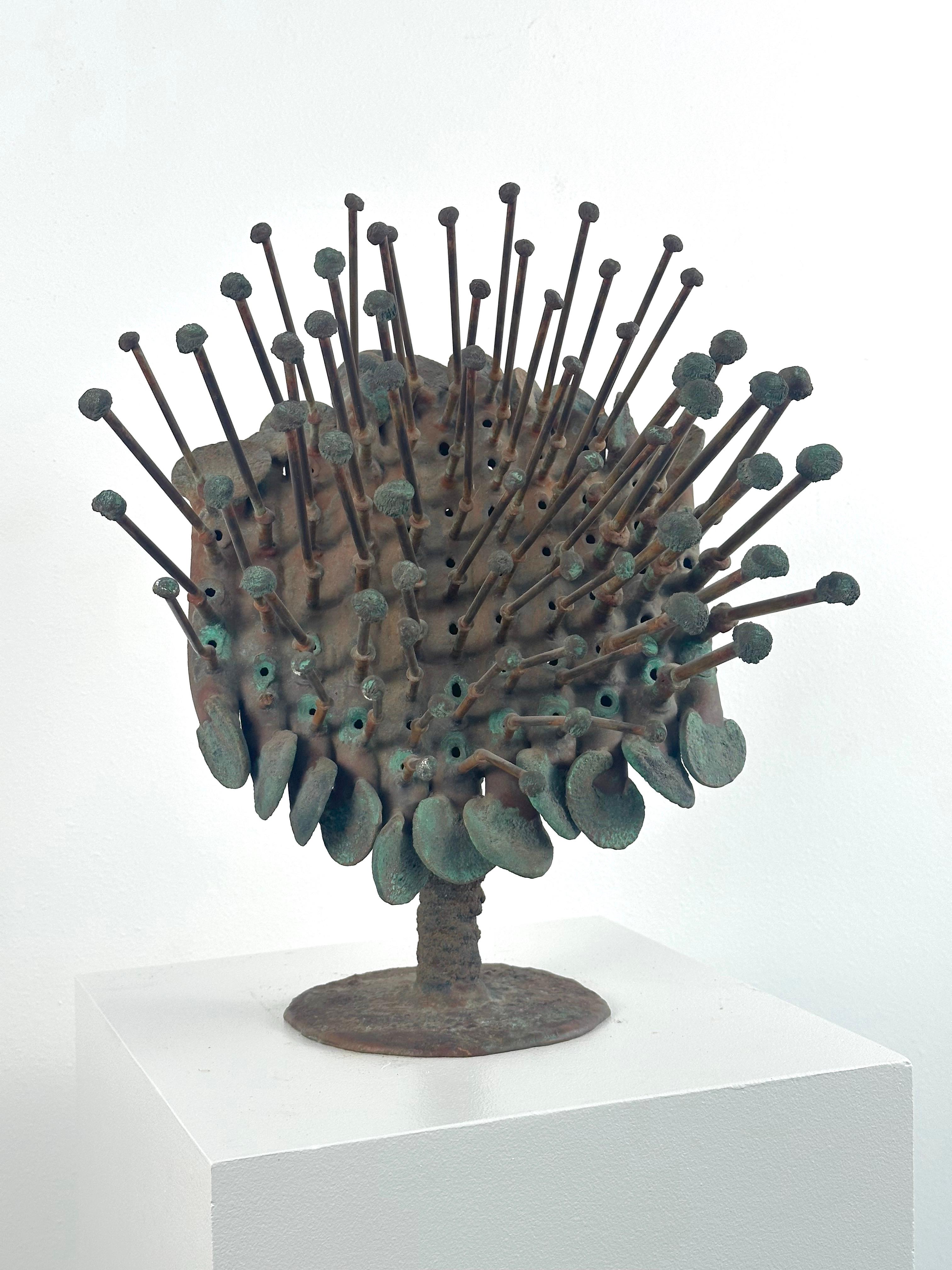 Untitled (Organic abstract bronze sculpture) For Sale 1