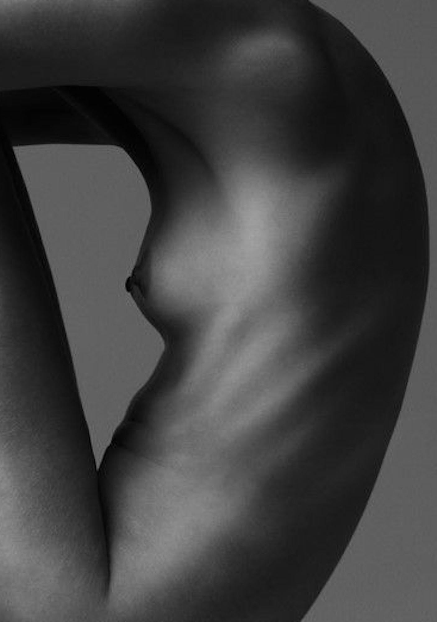 161.03.11 von Klaus Kampert – Aktfotografie der bildenden Kunst, Frauenkörper, Ästhetik im Angebot 3