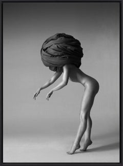 168.07.12 de Klaus Kampert - Fotografía enmarcada desnuda en blanco y negro, cuerpo de mujer