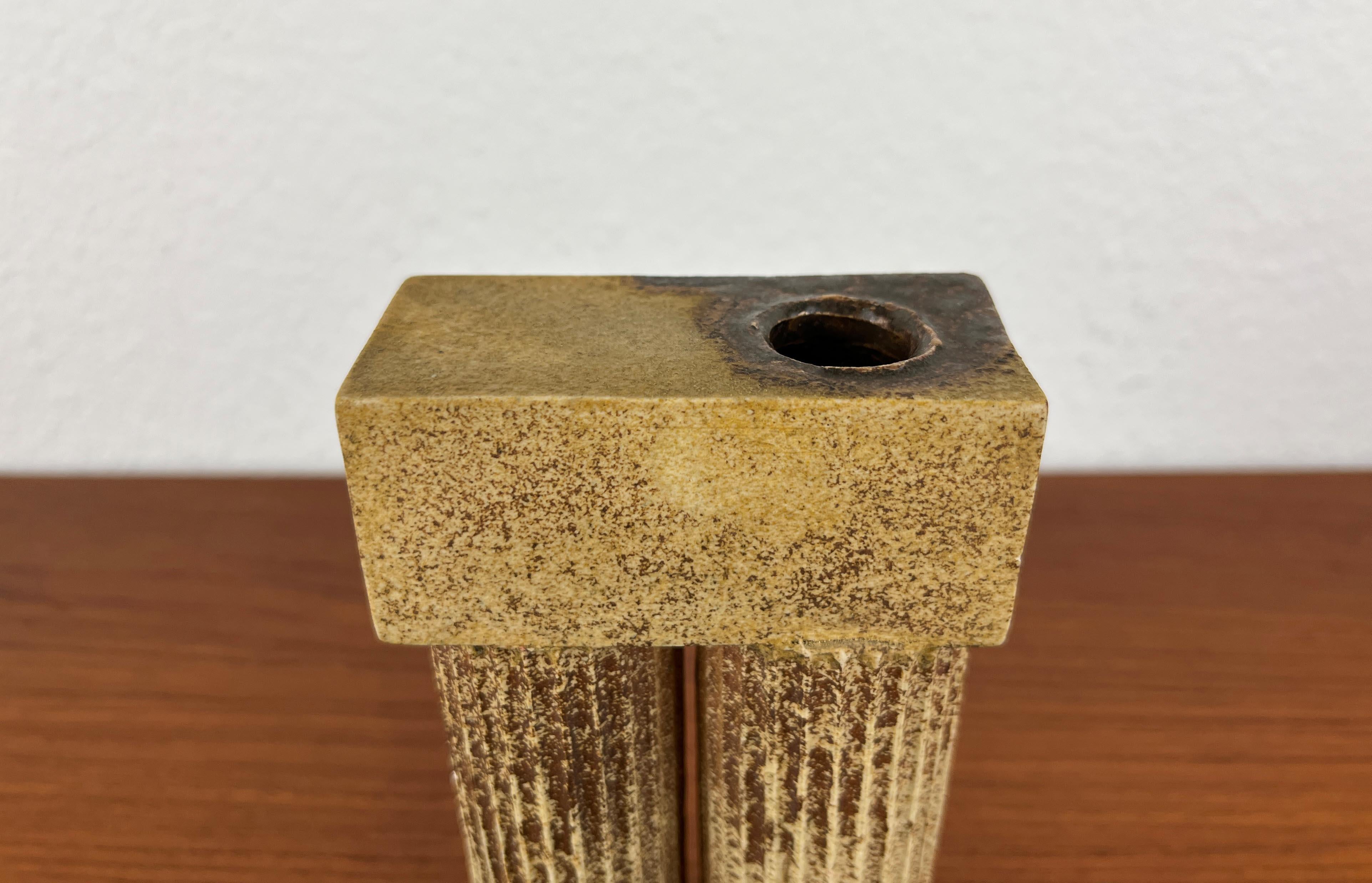 Klaus Lehmann, Studio Pottery tedesco postmoderno Vaso a colonna Scultura In condizioni buone in vendita a Hamburg, DE