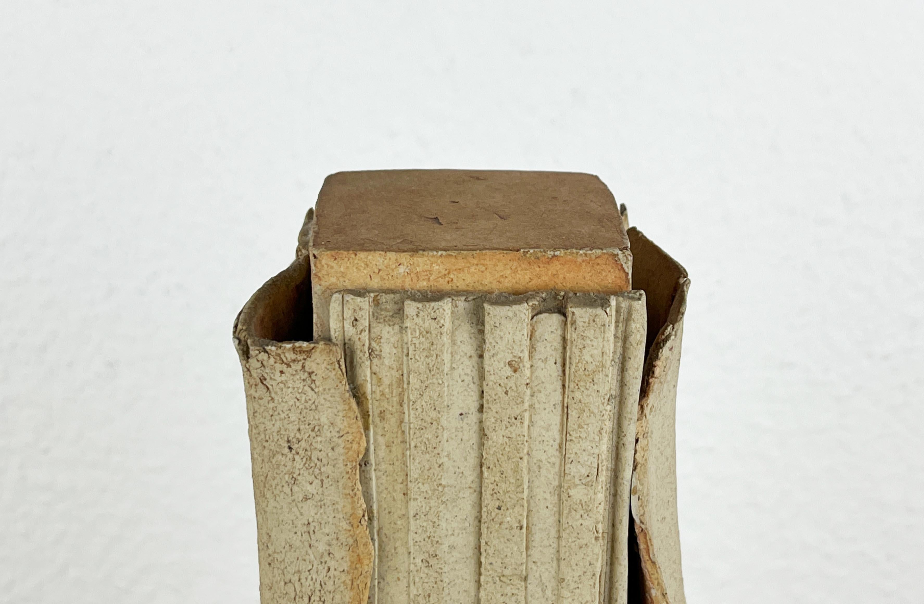 Terracotta Klaus Lehmann, Studio Pottery tedesco postmoderno, scultura a colonna n. 247 78 in vendita