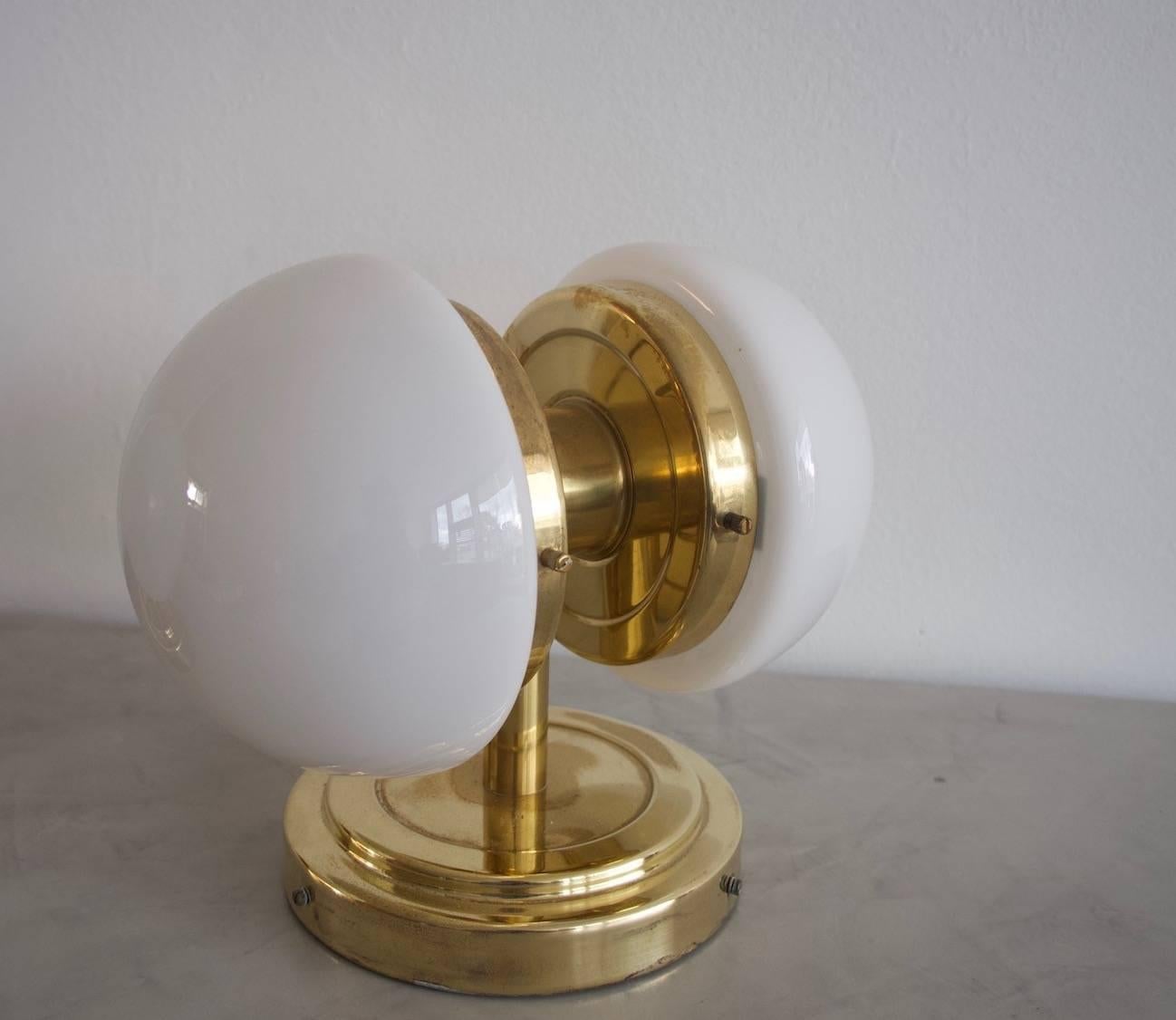Klaus Michalik Brass and White Glass Wall Lamp In Good Condition In Madrid, ES
