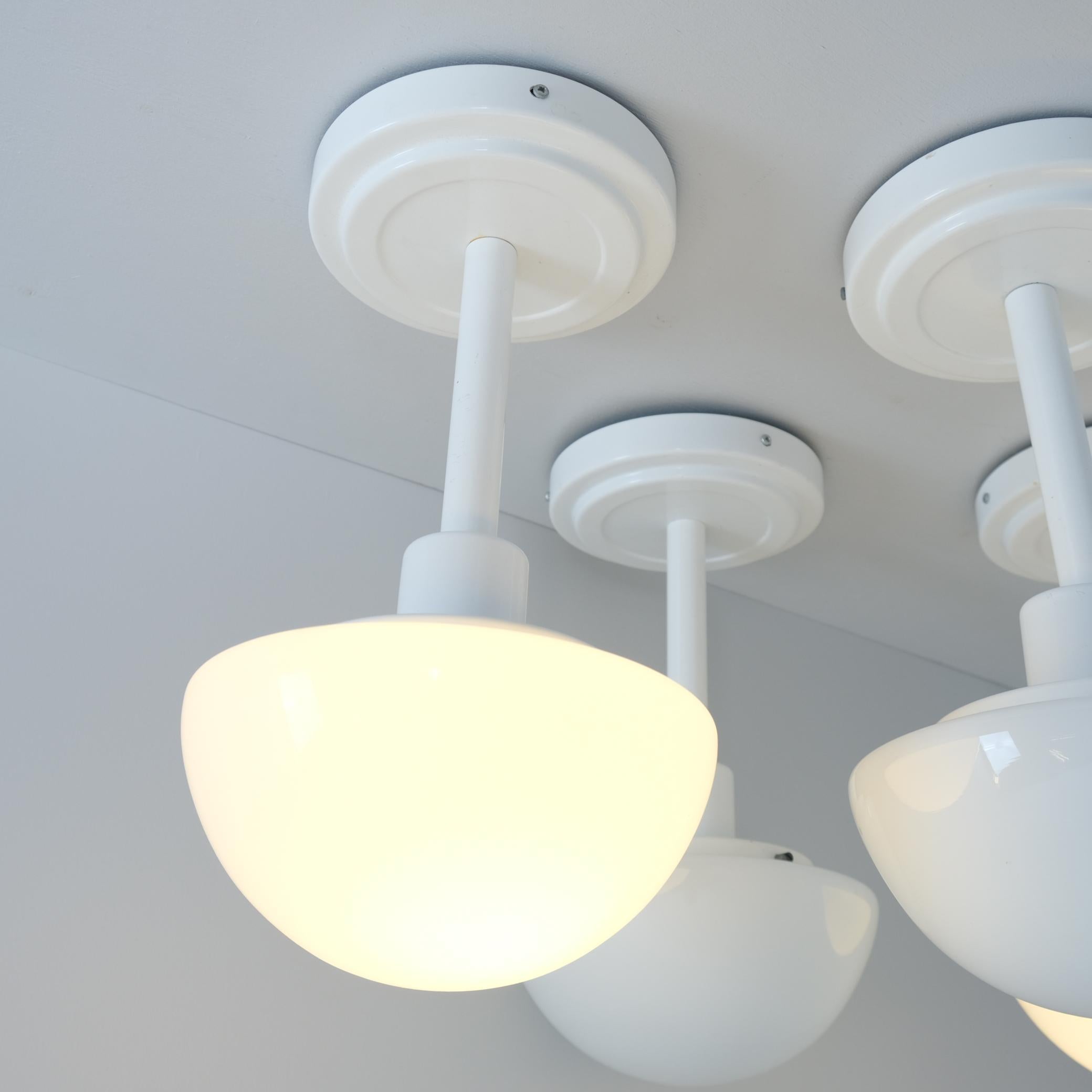 Klaus Michalik Vierer-Set Bau Ceiling Lights 5574 in Weiß, Orno 1980s (Finnisch) im Angebot