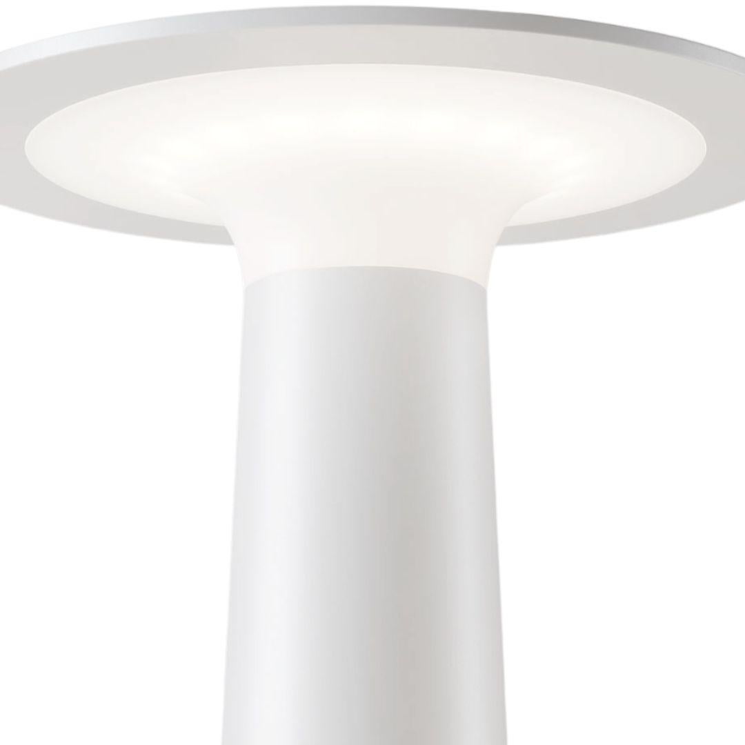 Klaus Nolting 'Lix' portable outdoor aluminum table lamp in white for IP44de

Founded in 1933 in East Westphalia, Germany, IP44.DE has quickly become one of the most innovative outdoor lighting companies in Europe, producing innovative pieces