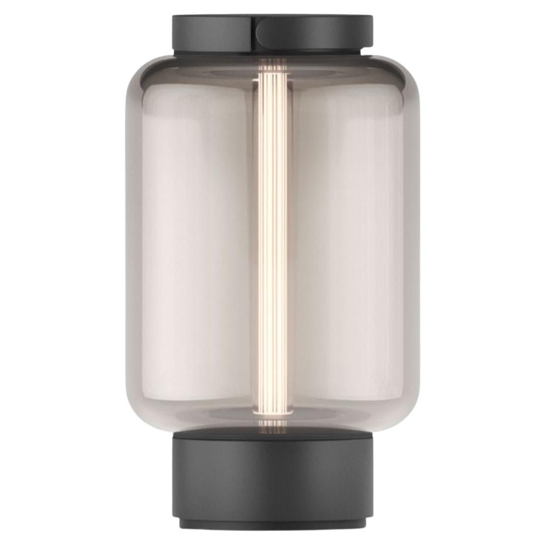 Lampada da tavolo portatile per esterni in alluminio Klaus Nolting
Qu
in nero per Ip44de