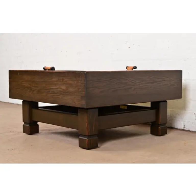 Mesa de centro de almacenamiento geométrica Brutalista de mediados de siglo de Klaus Rausch, años 60 en Bueno estado para la venta en South Bend, IN