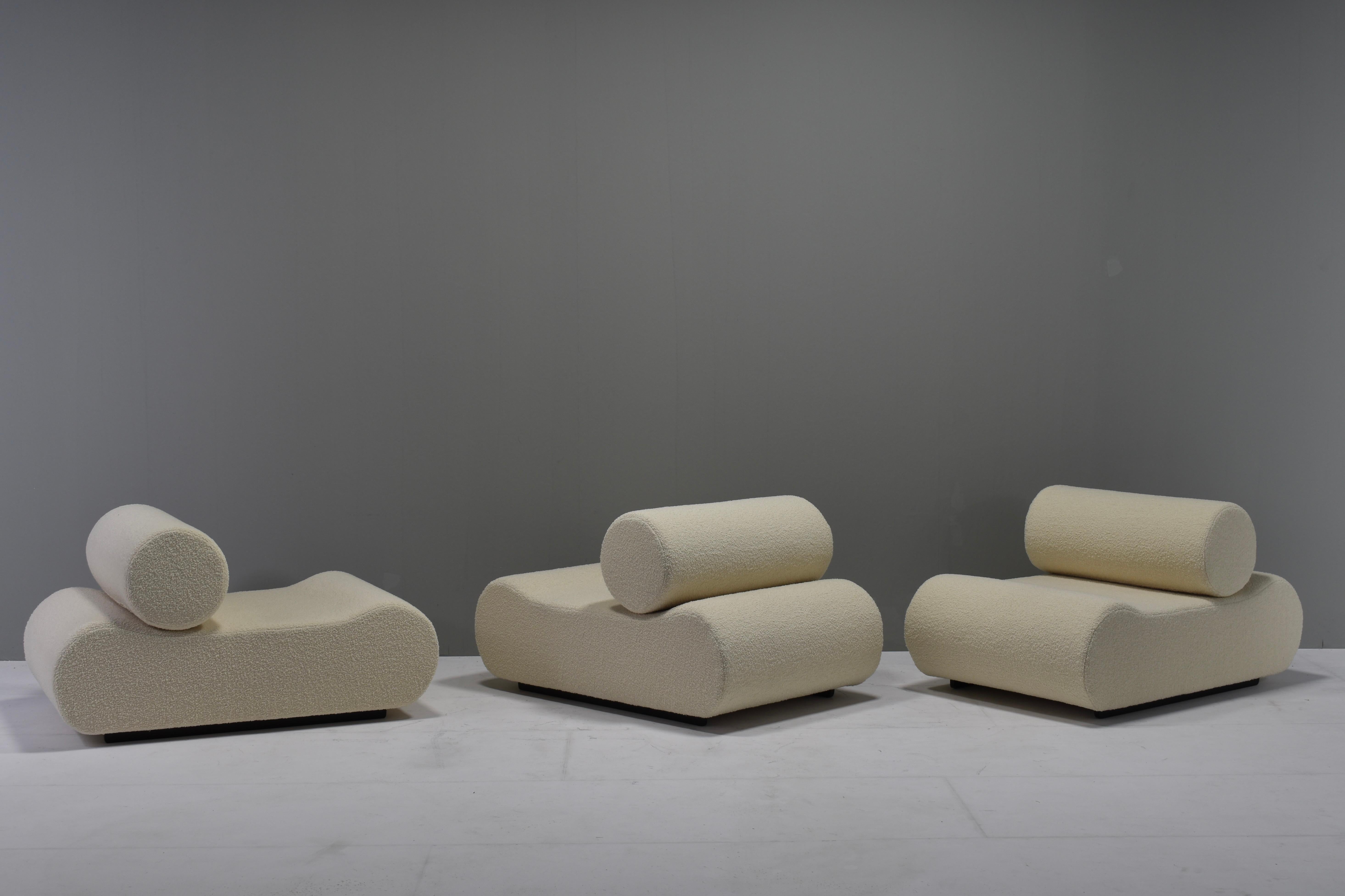 Klaus Uredat ‘Corbi’ Sofa for COR, Germany – 1969 in New Bouclé Upholstery For Sale 3