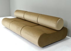 Klaus Uredat ‘Corbi’ Sofa for COR in new Mohair Upholstery, Germany – 1969