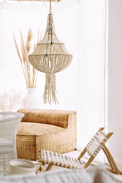 Klaylife, Swish, Groß, Stein + Weiß, Goldrahmen, Handgefertigter Kronleuchter aus Tonperlen