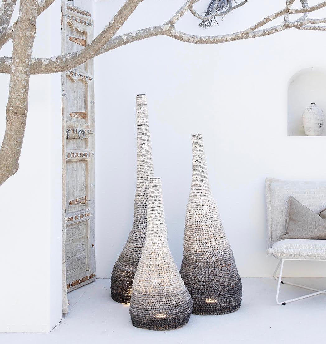 When it comes to a shared passion for Africa, handmade and unique design, Uniqwa Collections and klaylife are perfectly aligned. 

Both hailing from Africa, our creative teams merged minds and Interior Design skills to bring to life 3 new lighting