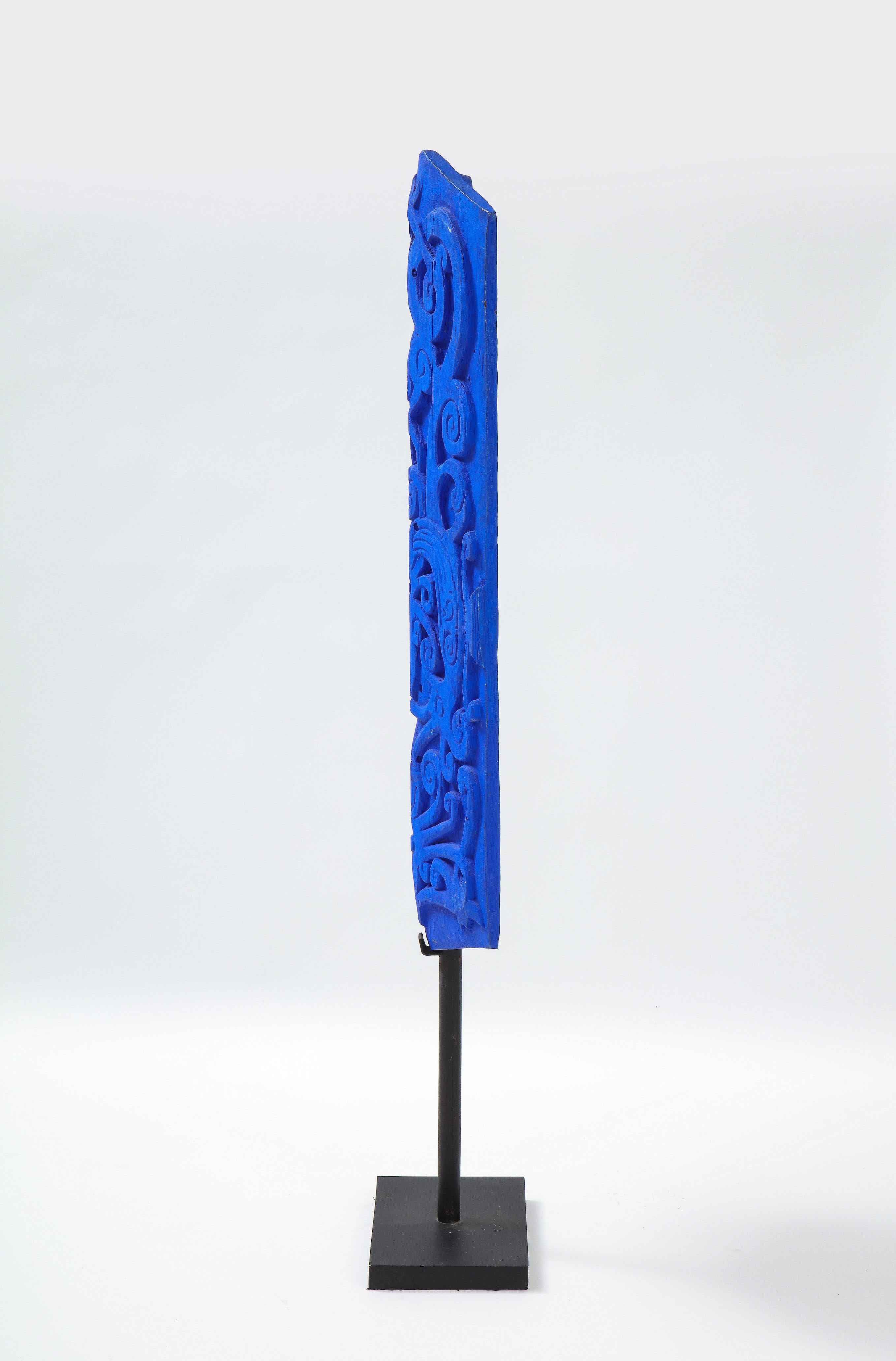 Klein Blue Painted Dayak Tribe Sculpted Shield on Stand For Sale 2