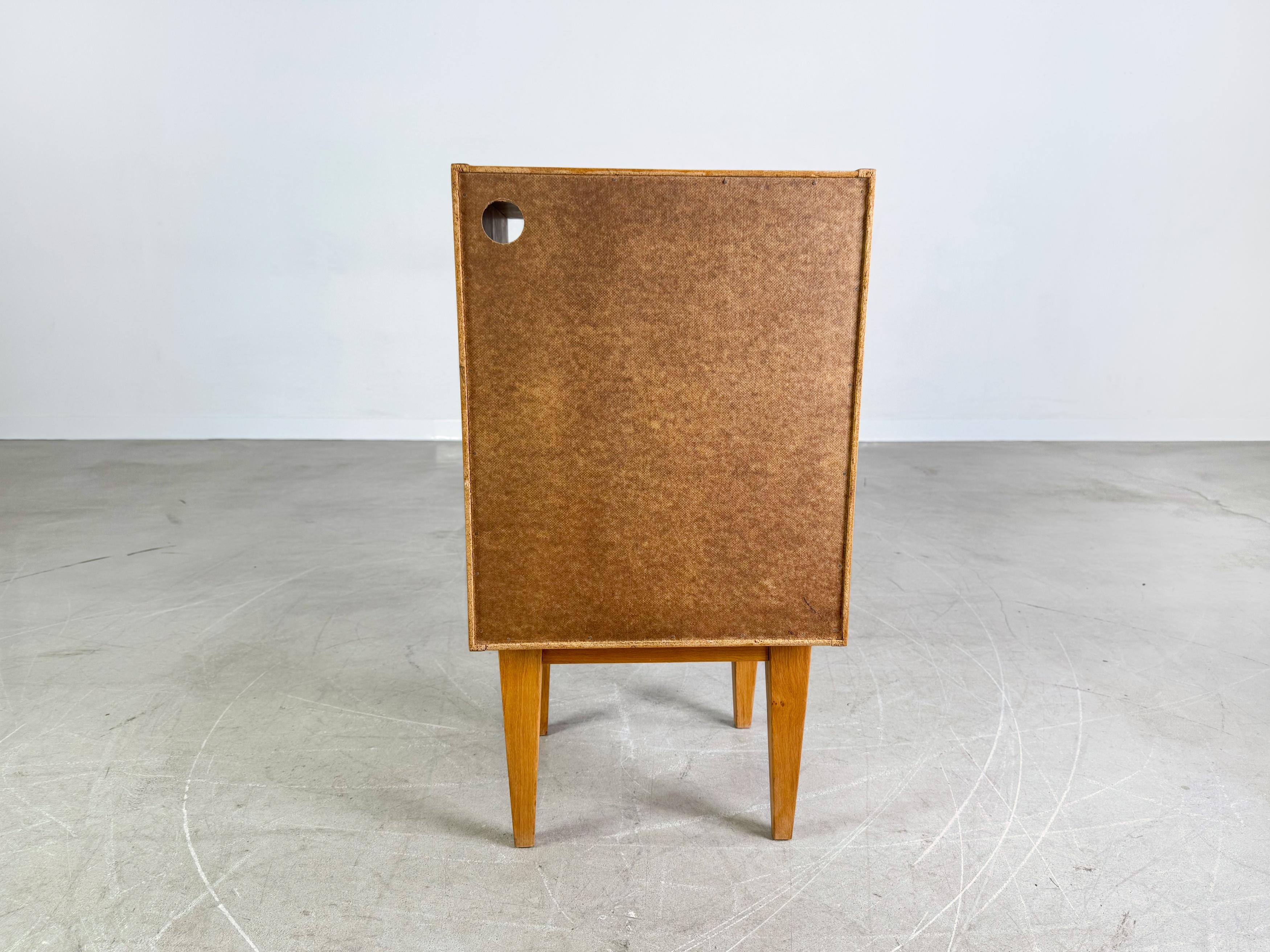 Quercia Klein Midcentury Kommode Nachttisch Eiche Vintage Beistelltisch in vendita