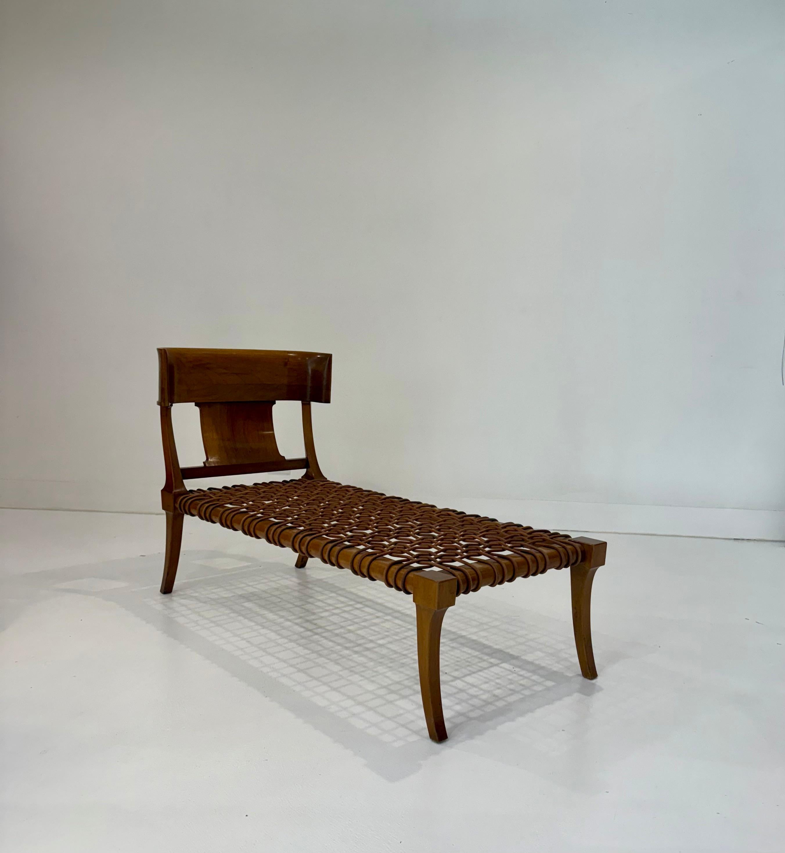 Klini Lounge by T.H. Robsjohn-Gibbings for Saridis of Athens For Sale 4