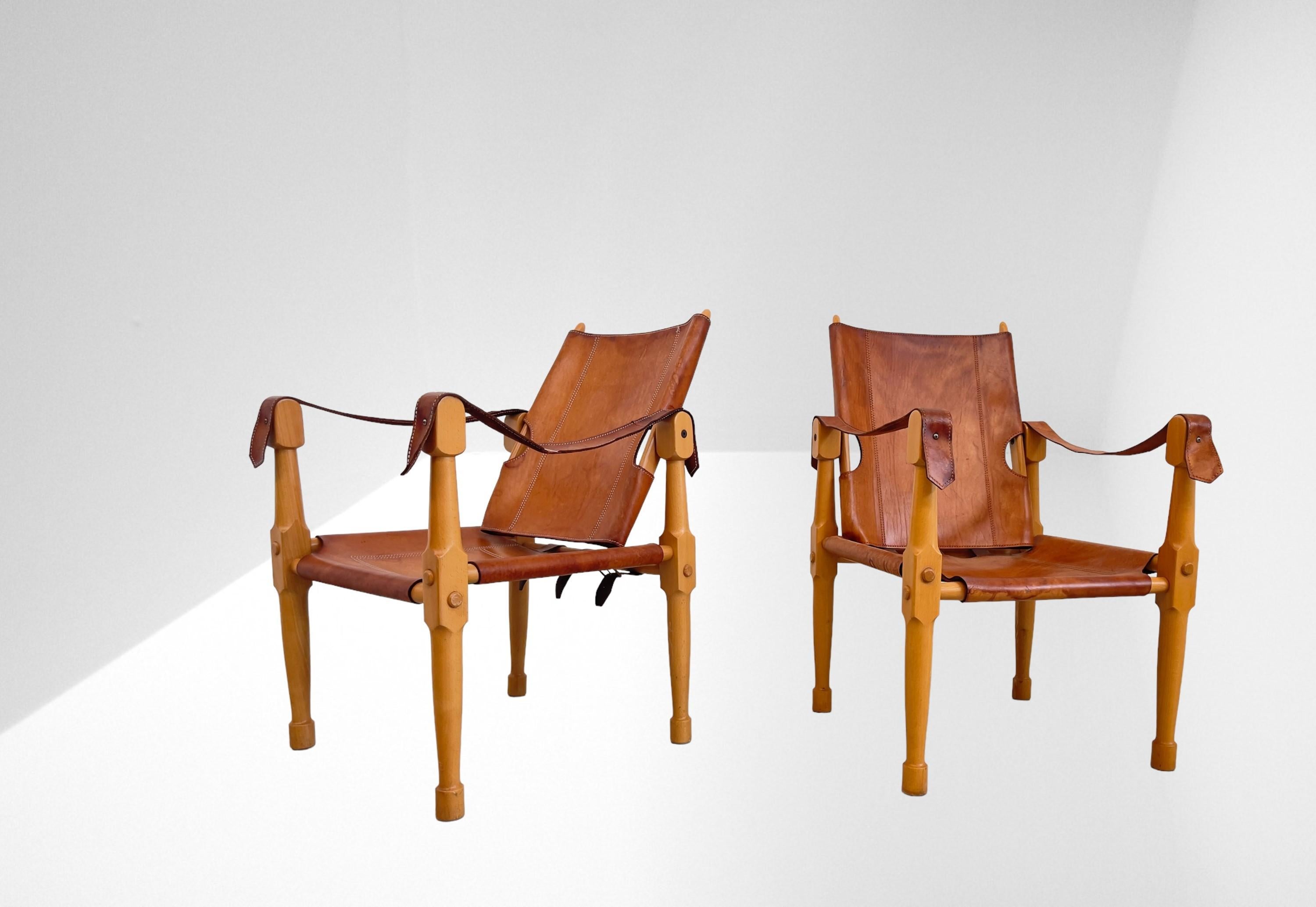 Klint Kaare Pair of Safari Armchairs by Kaare Klint en vente 3